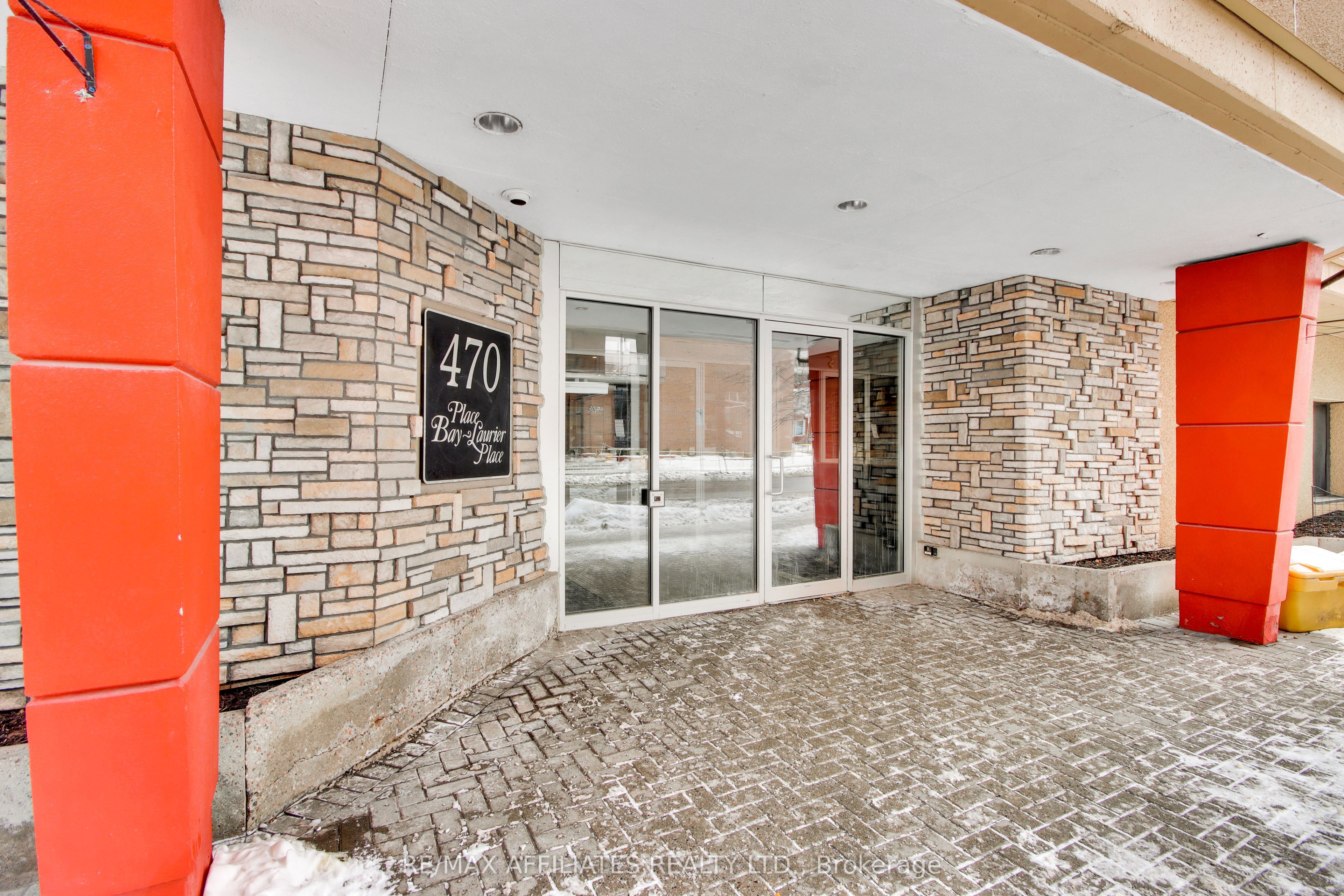 #302 - 470 Laurier Avenue Property Photo