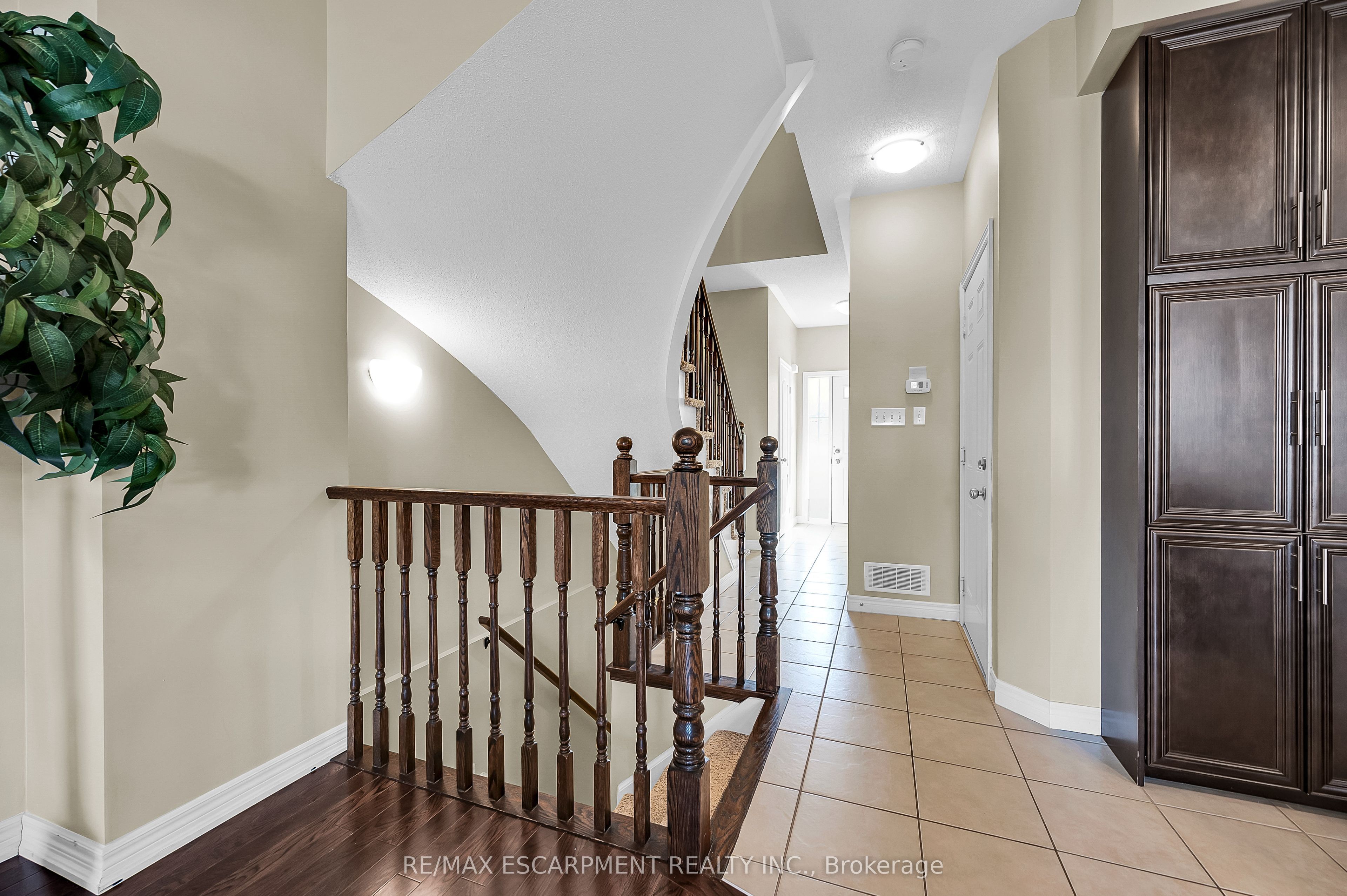 12 Marina Point Crescent Property Photo 24