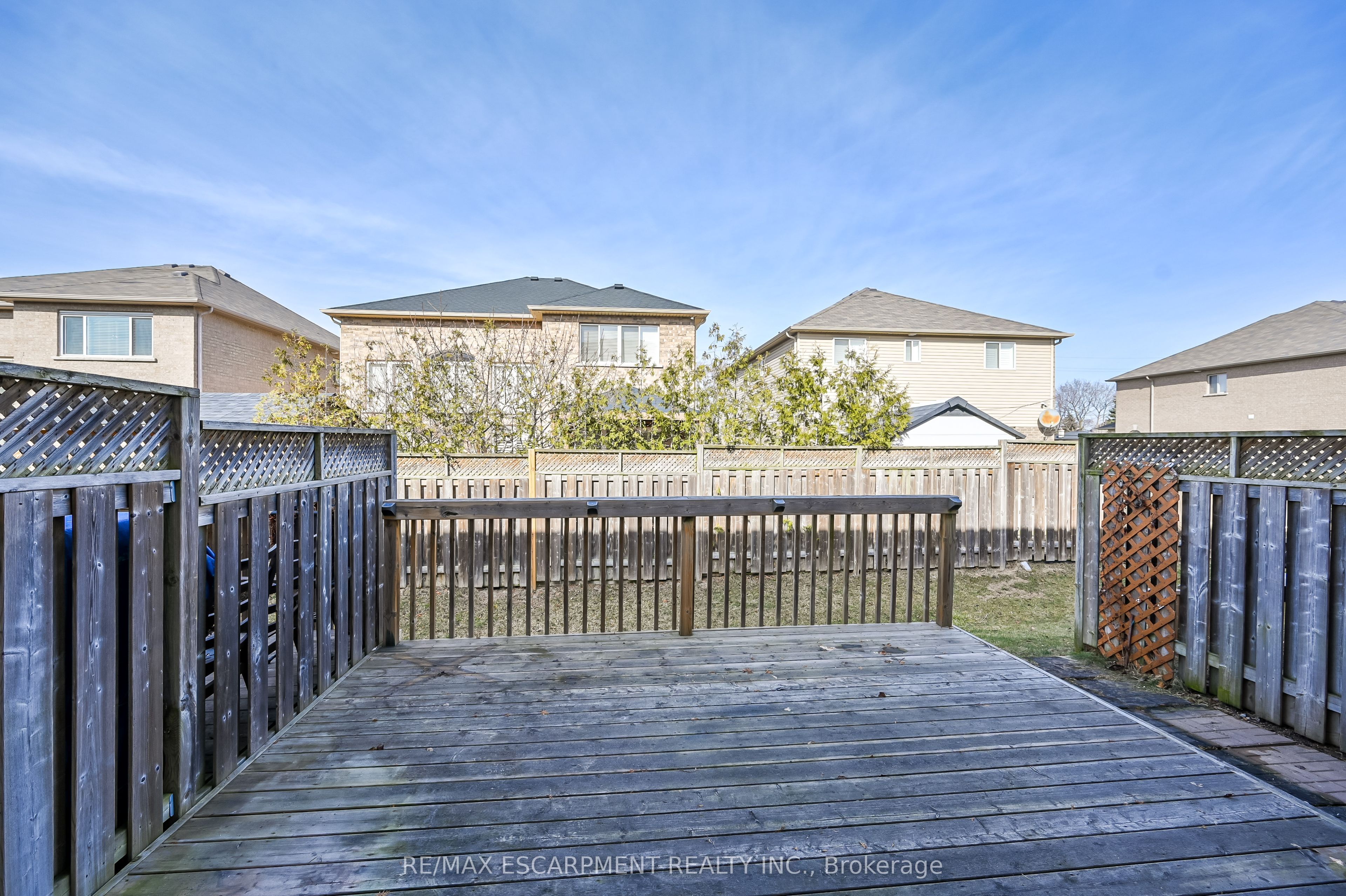 12 Marina Point Crescent Property Photo 41