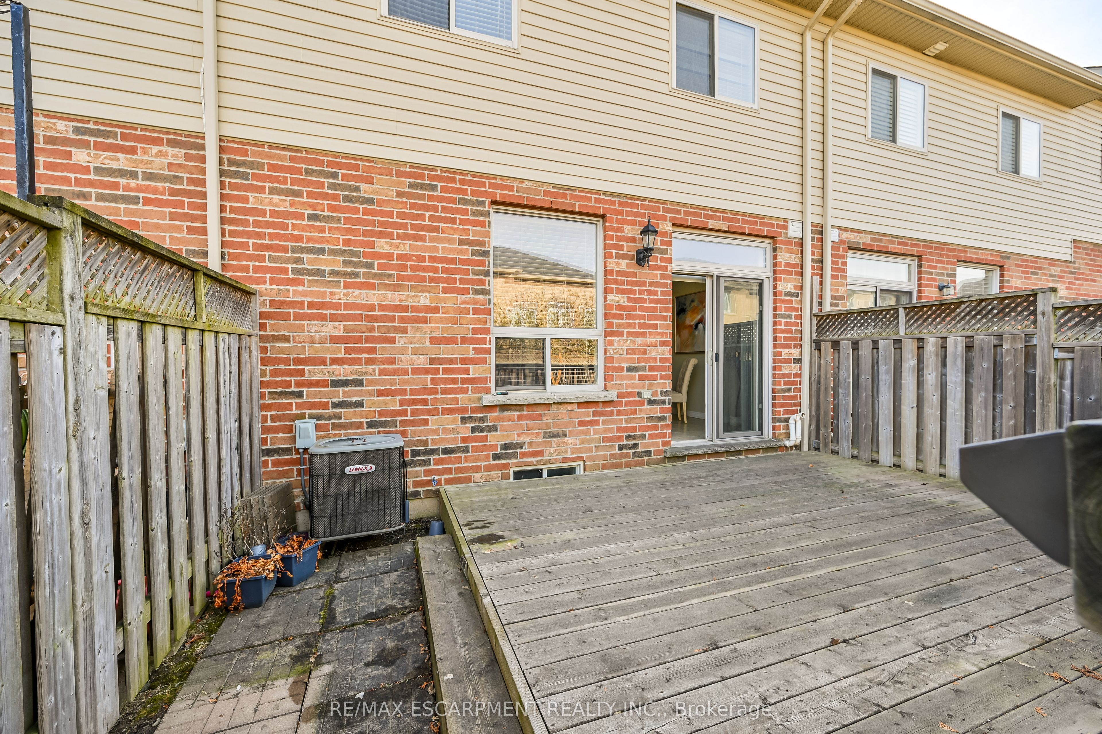 12 Marina Point Crescent Property Photo 43