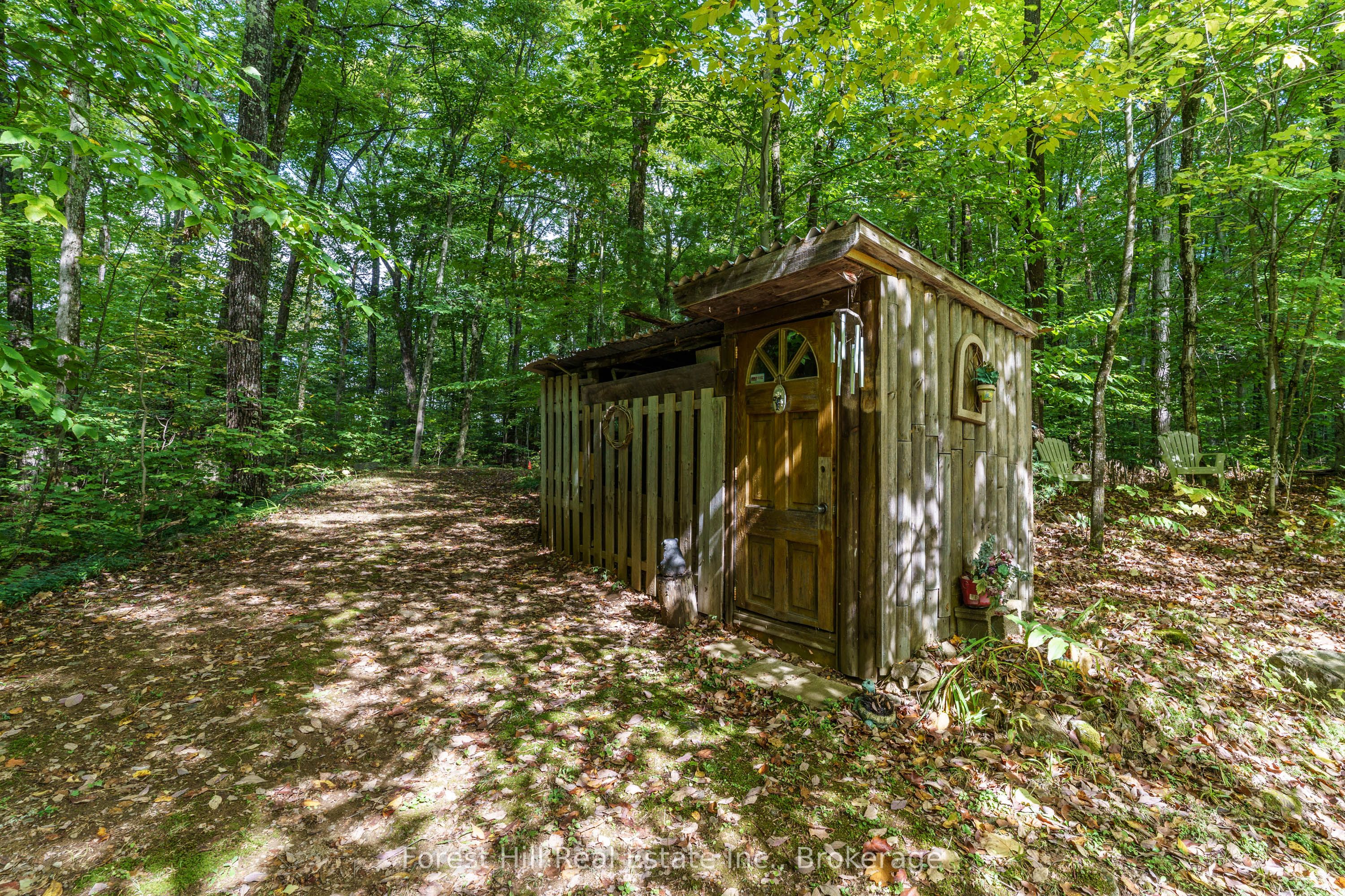1041 Longline Lake Road Property Photo 9