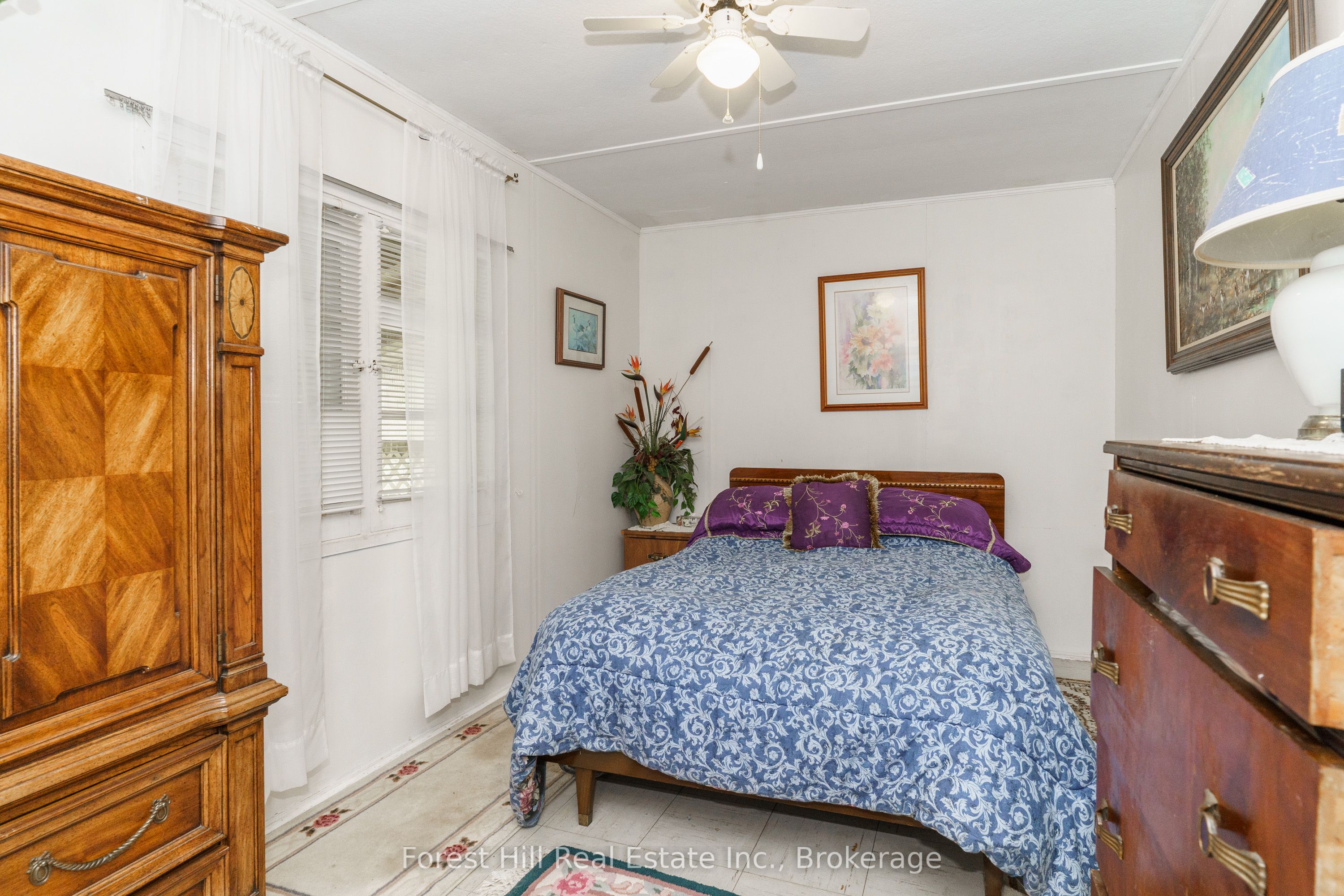 1041 Longline Lake Road Property Photo 14