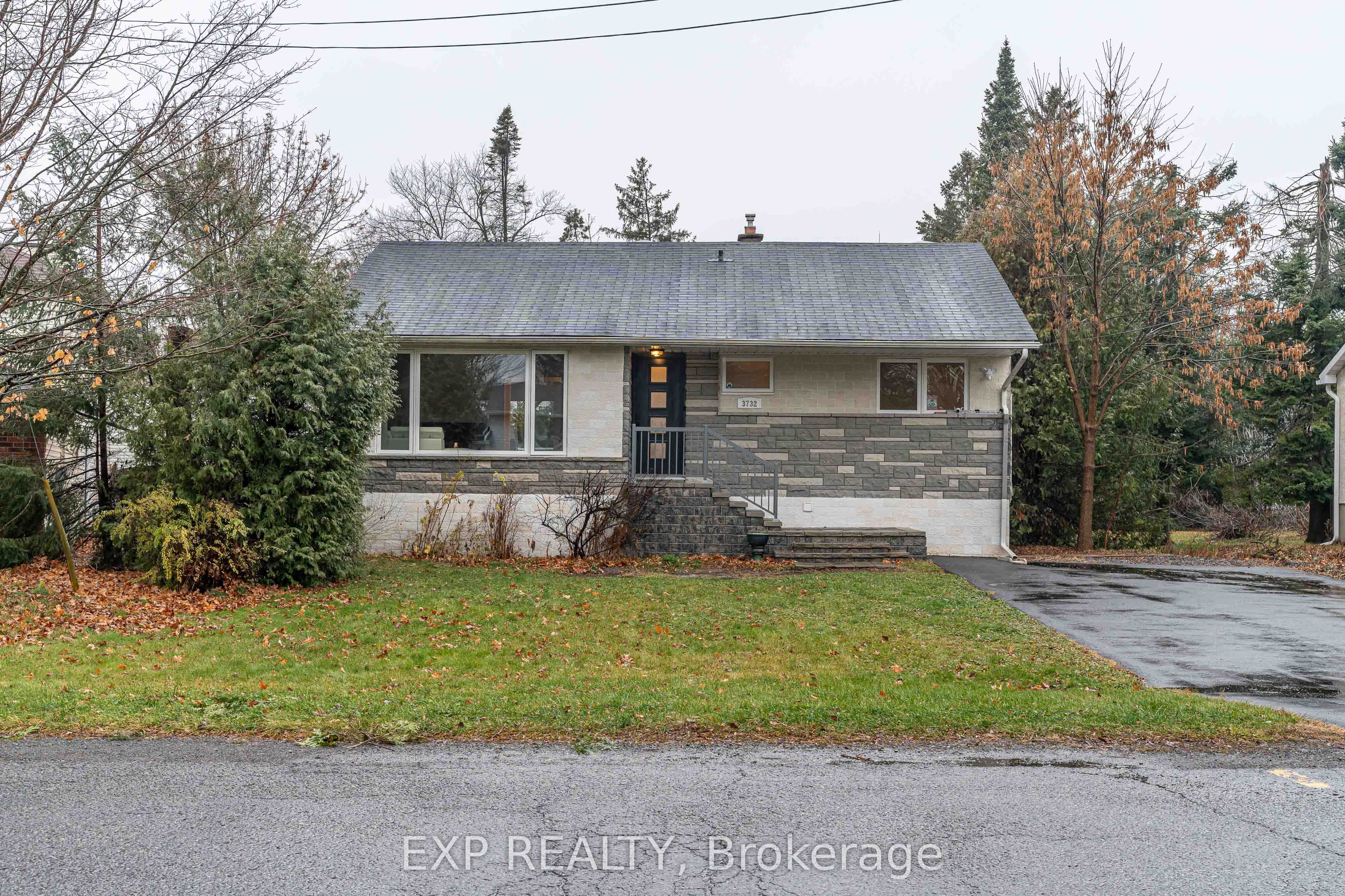 3732 Alderwood Street Property Photo 1
