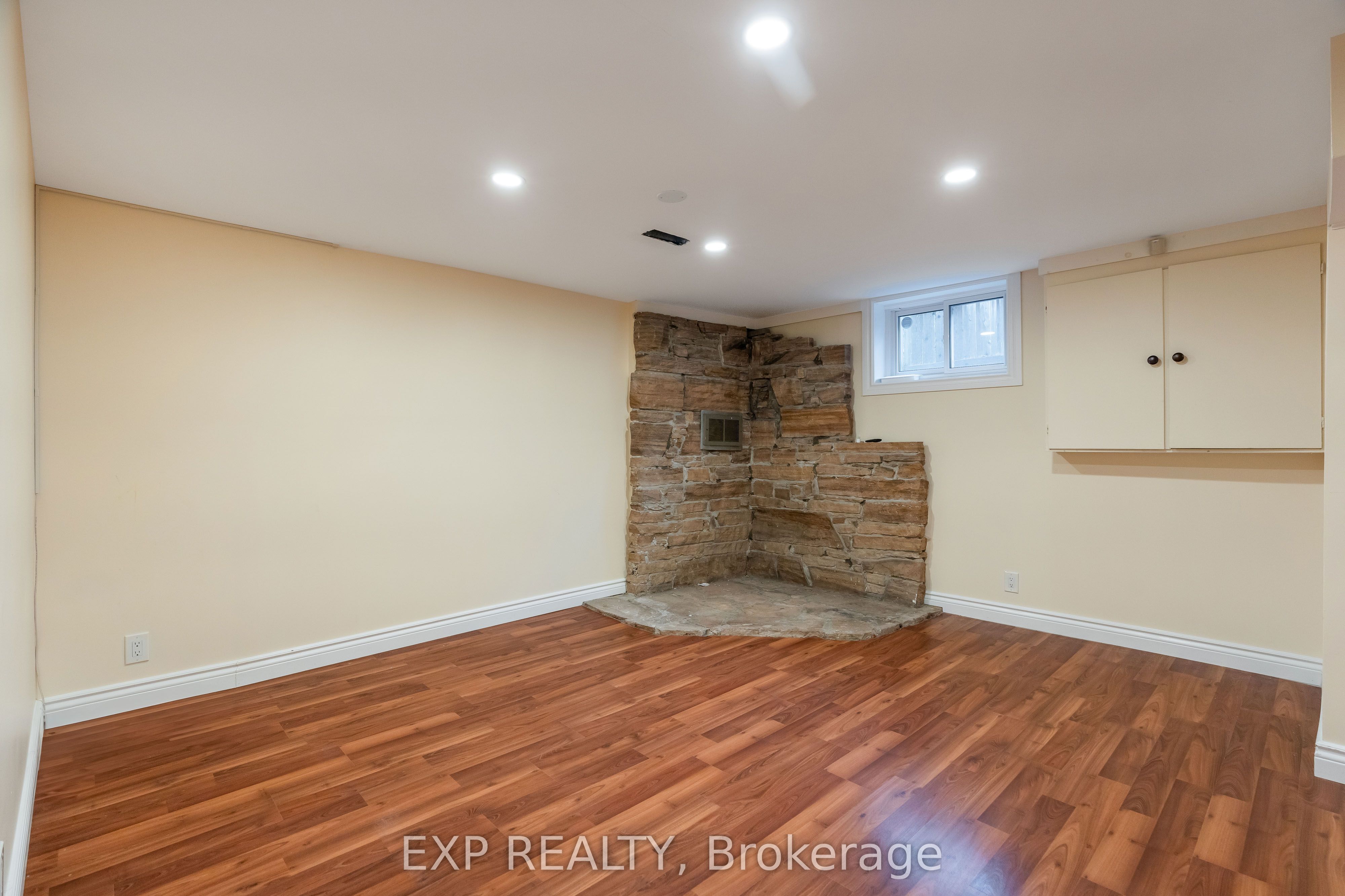 3732 Alderwood Street Property Photo 27