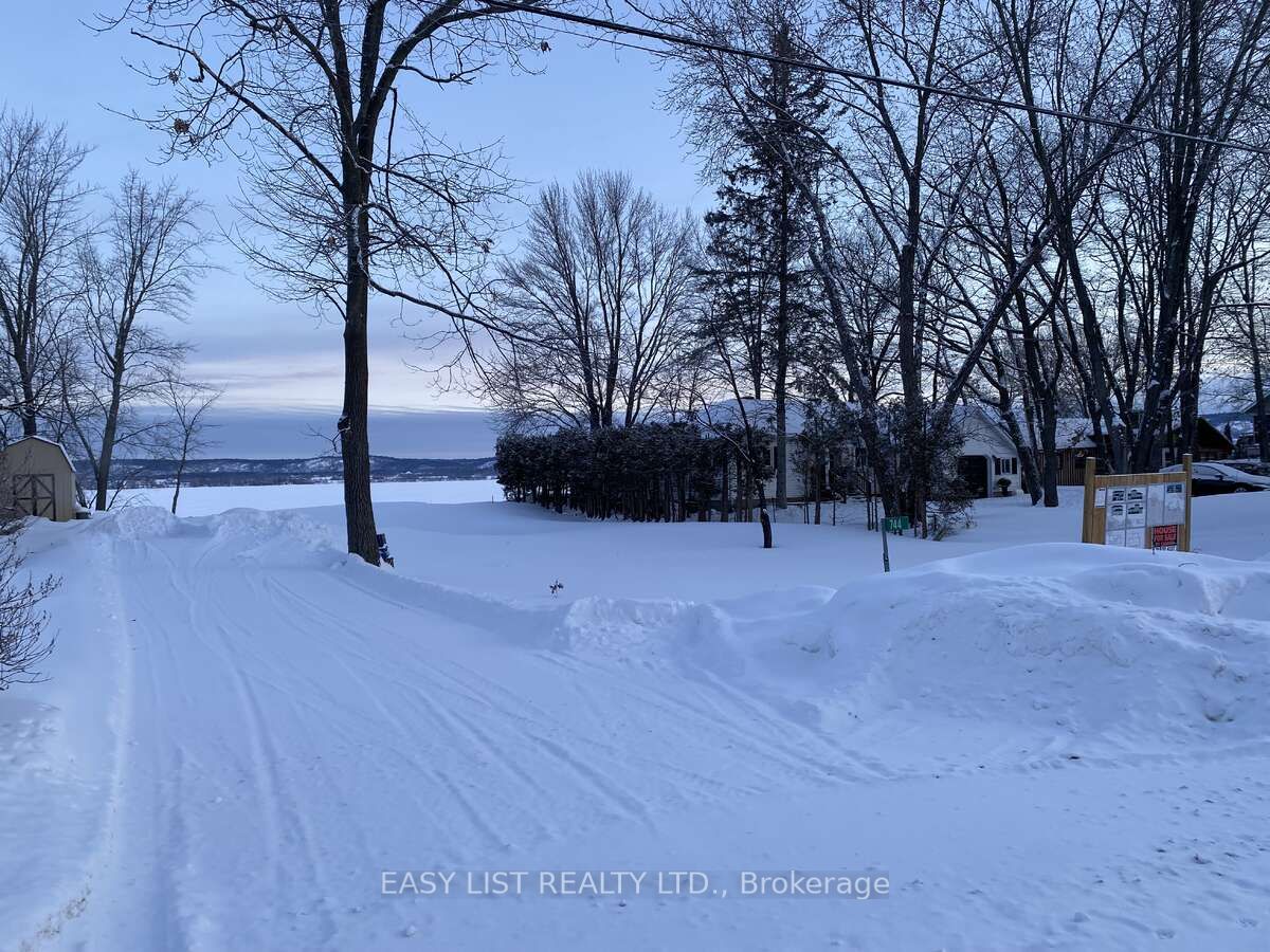 744 Bayview Drive Property Photo 6