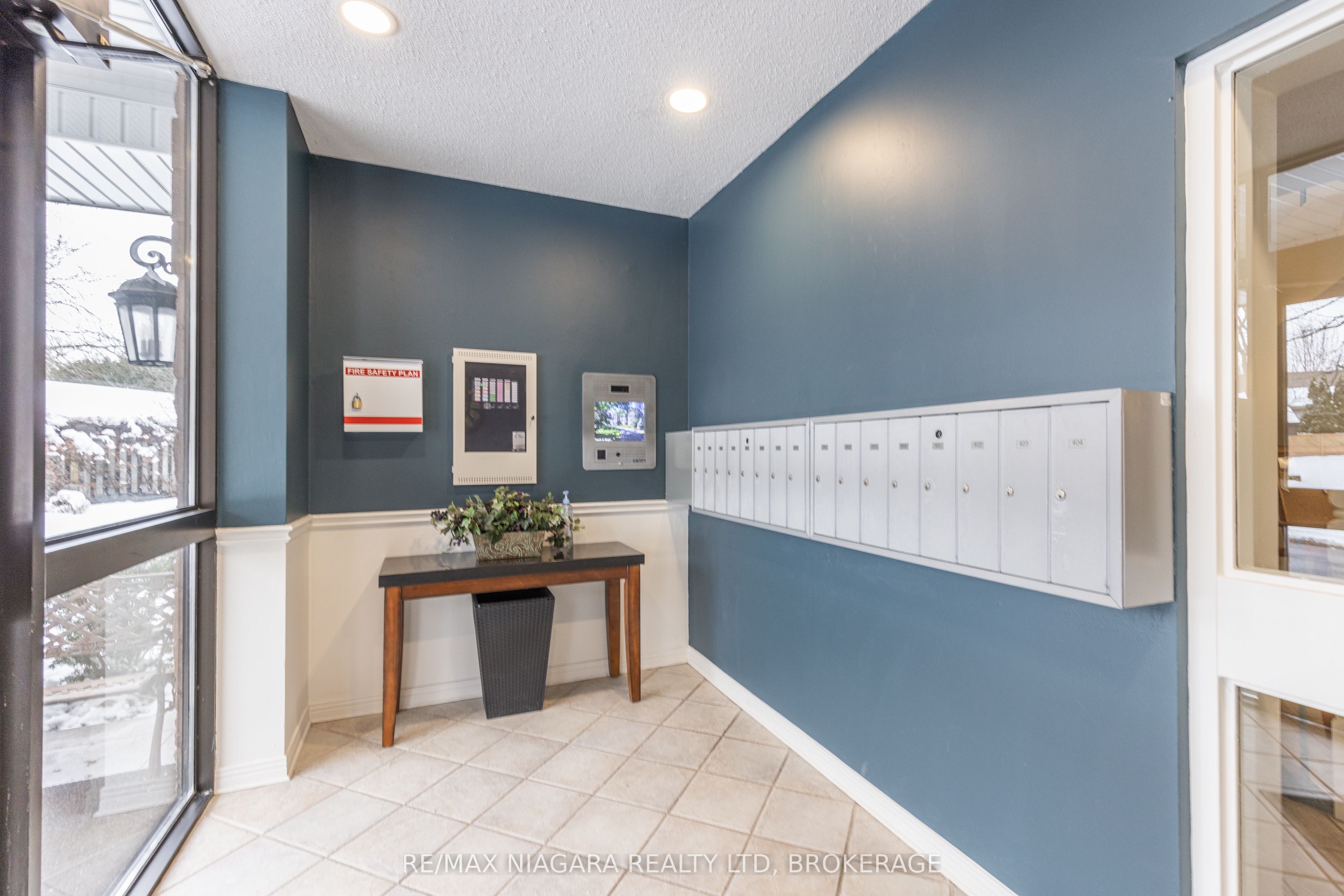 #403 - 61 Paffard Street Property Photo 4