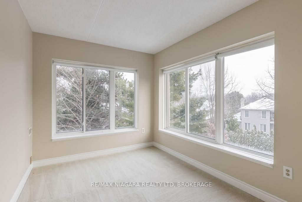 #403 - 61 Paffard Street Property Photo 11