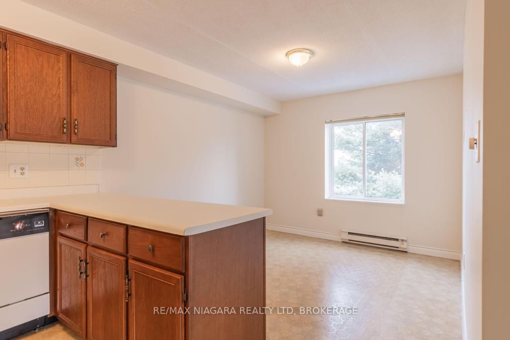 #403 - 61 Paffard Street Property Photo 15
