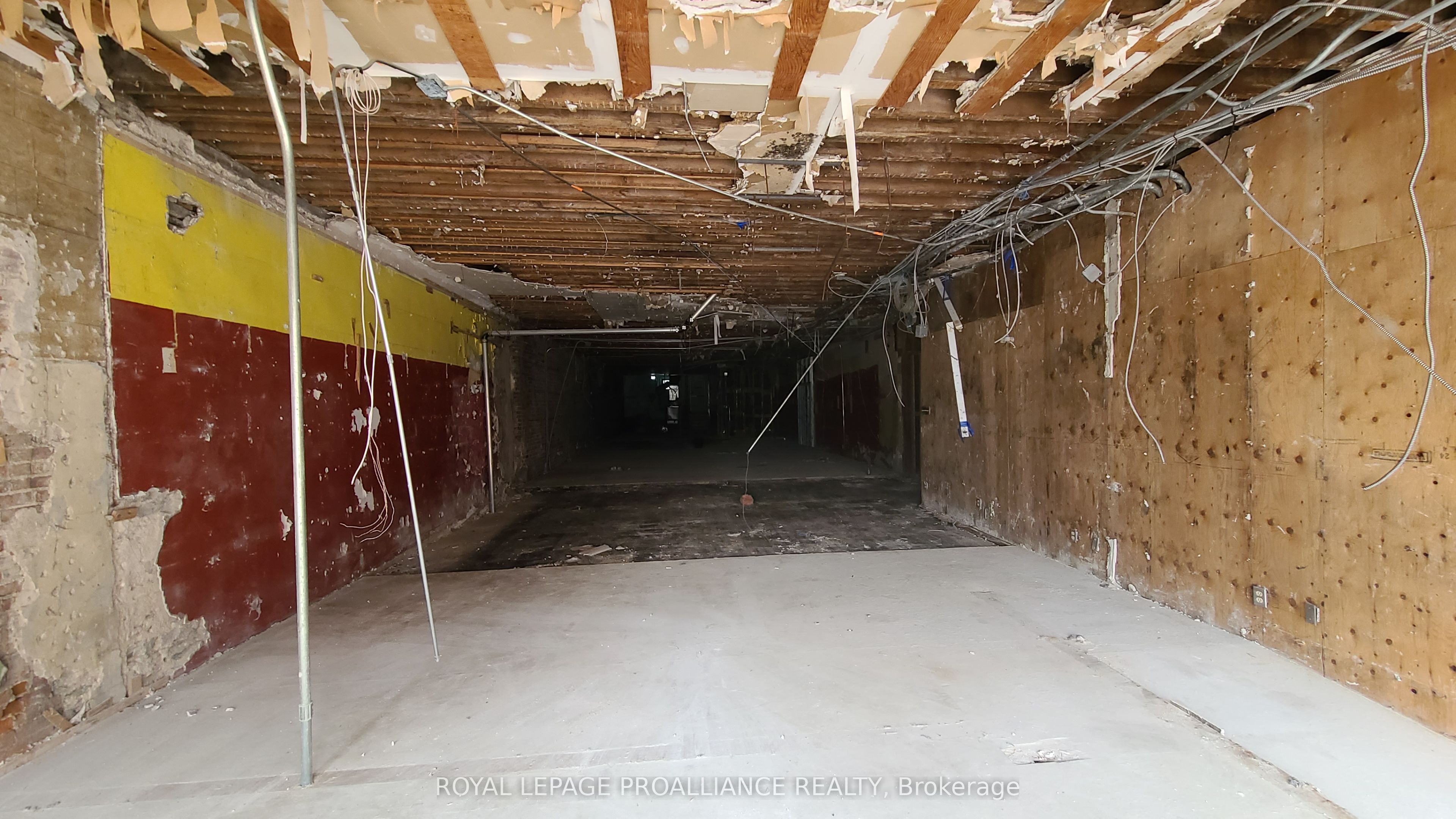 299 Front Street Property Photo 4