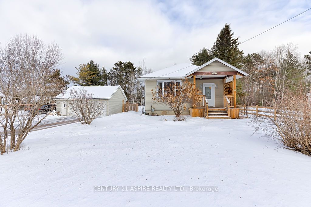 2847 Petawawa Boulevard Property Photo