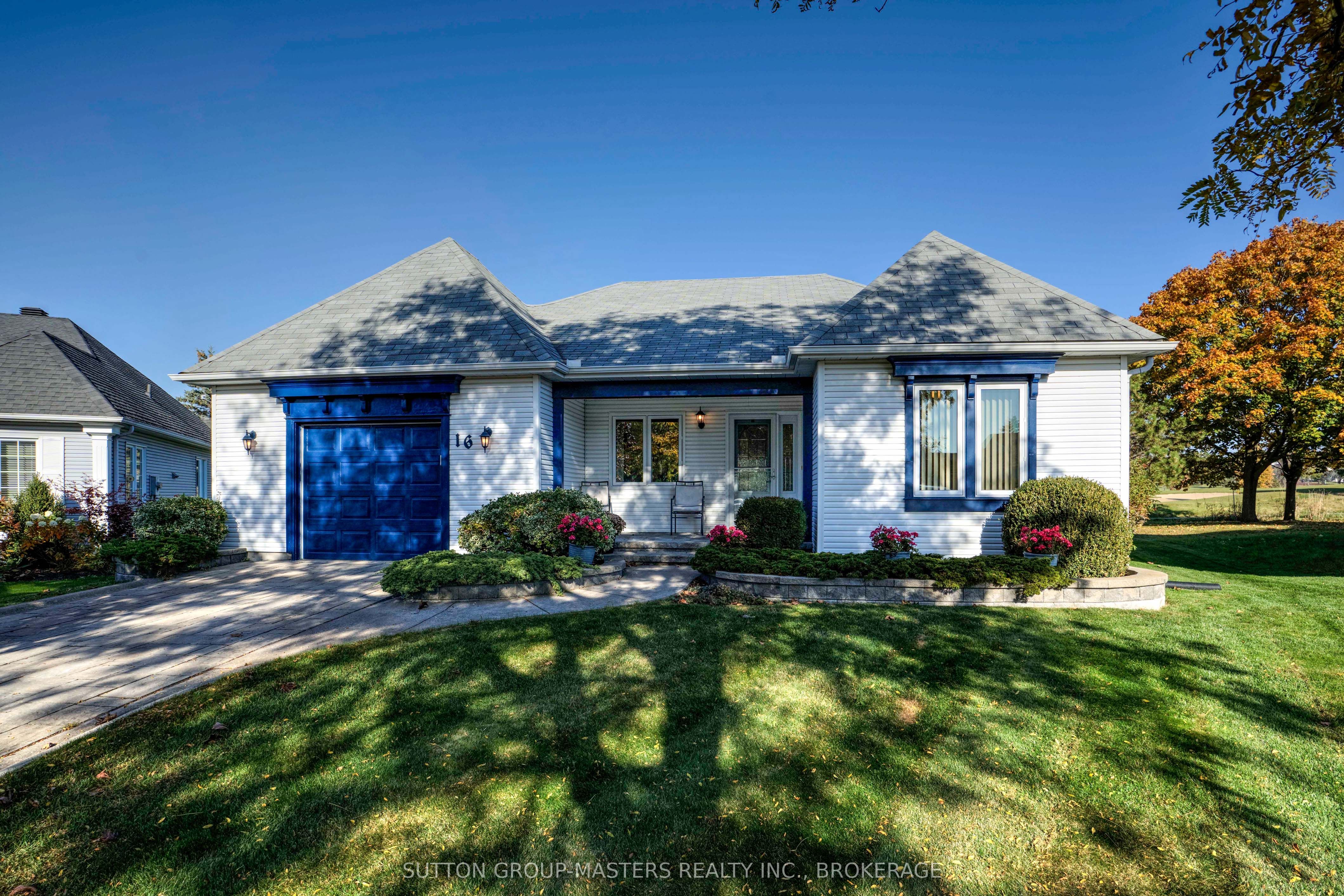 16 King's Court Property Photo