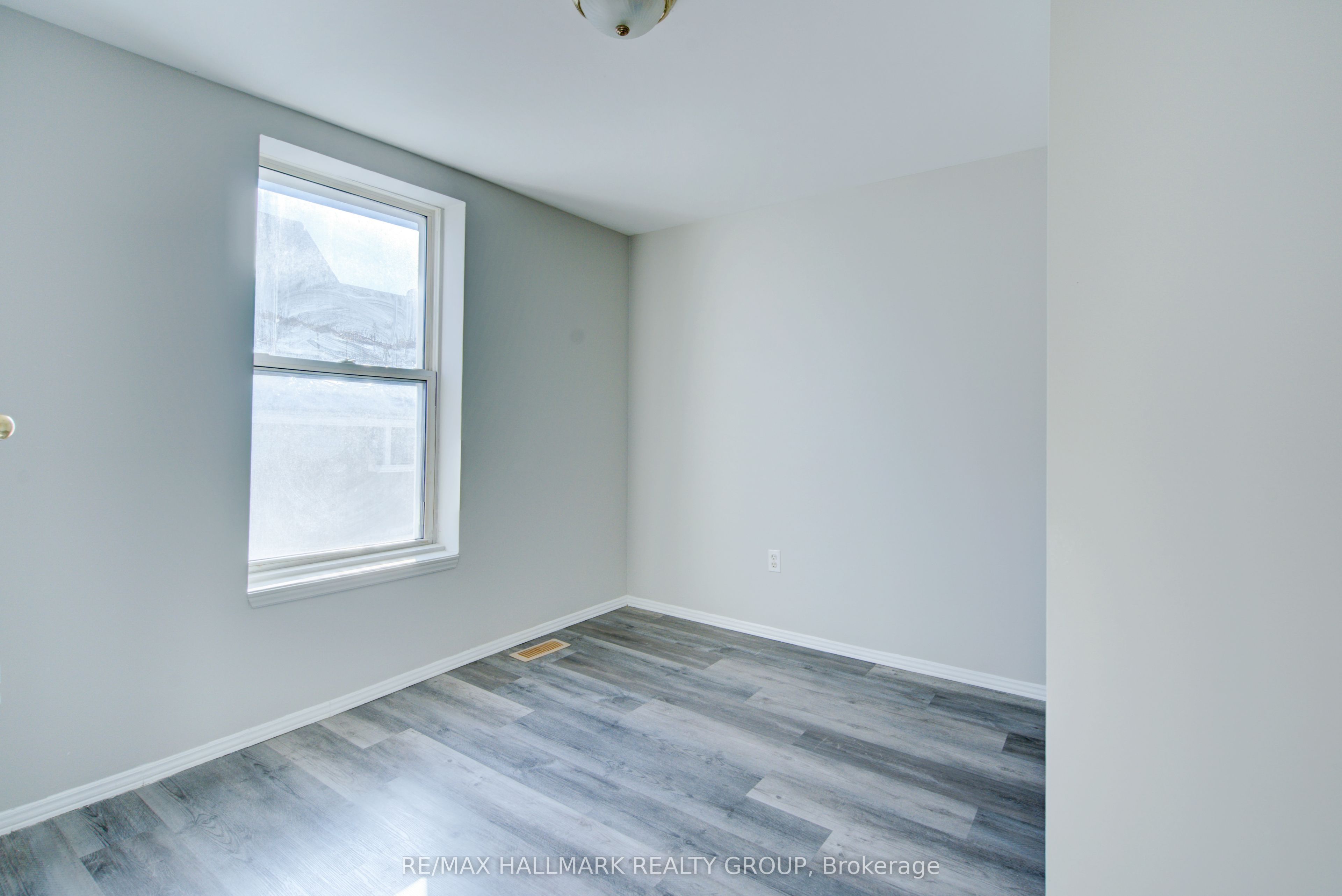 58-60 Victoria Avenue Property Photo 4