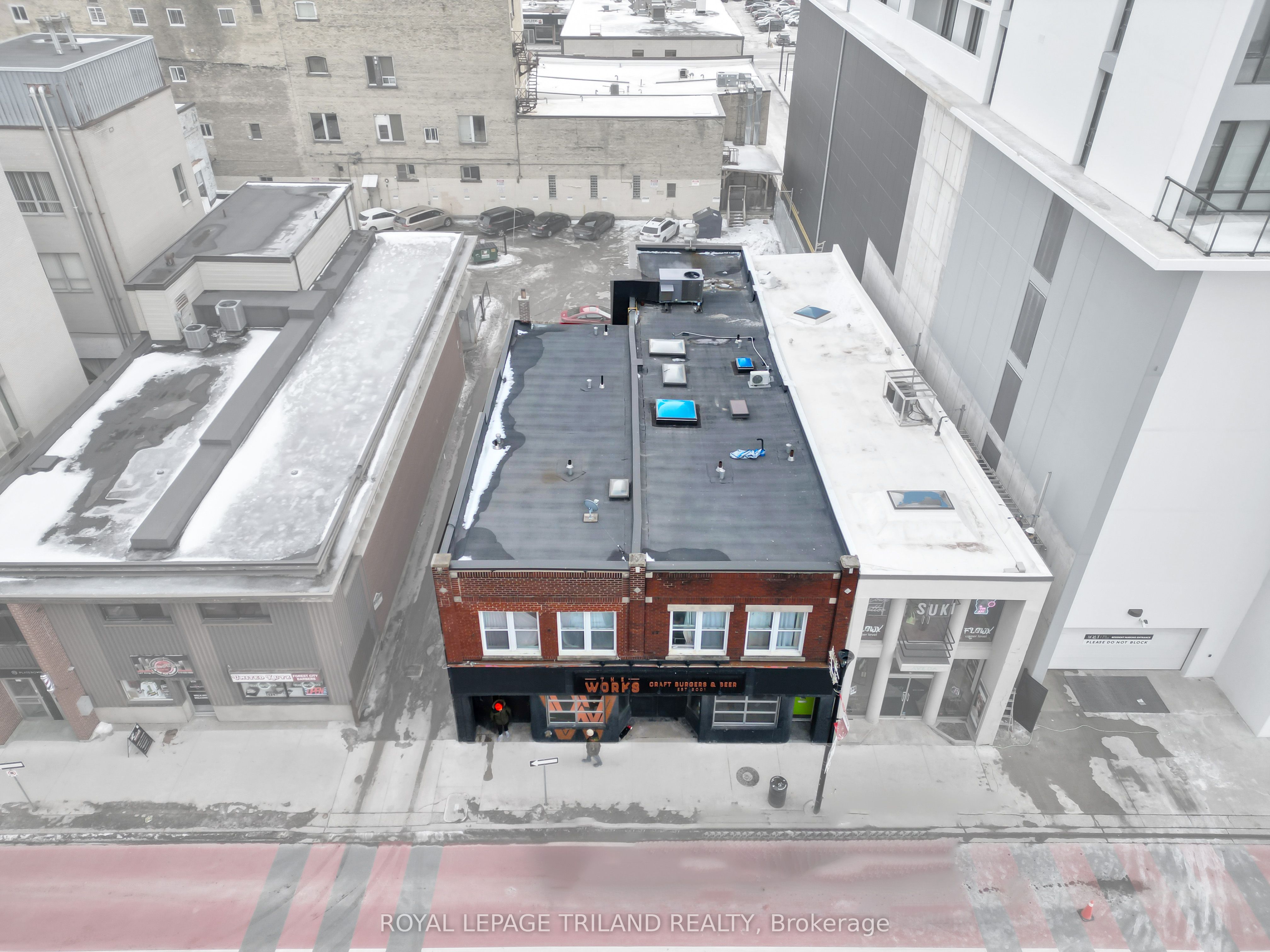 145 King Street Property Photo 2