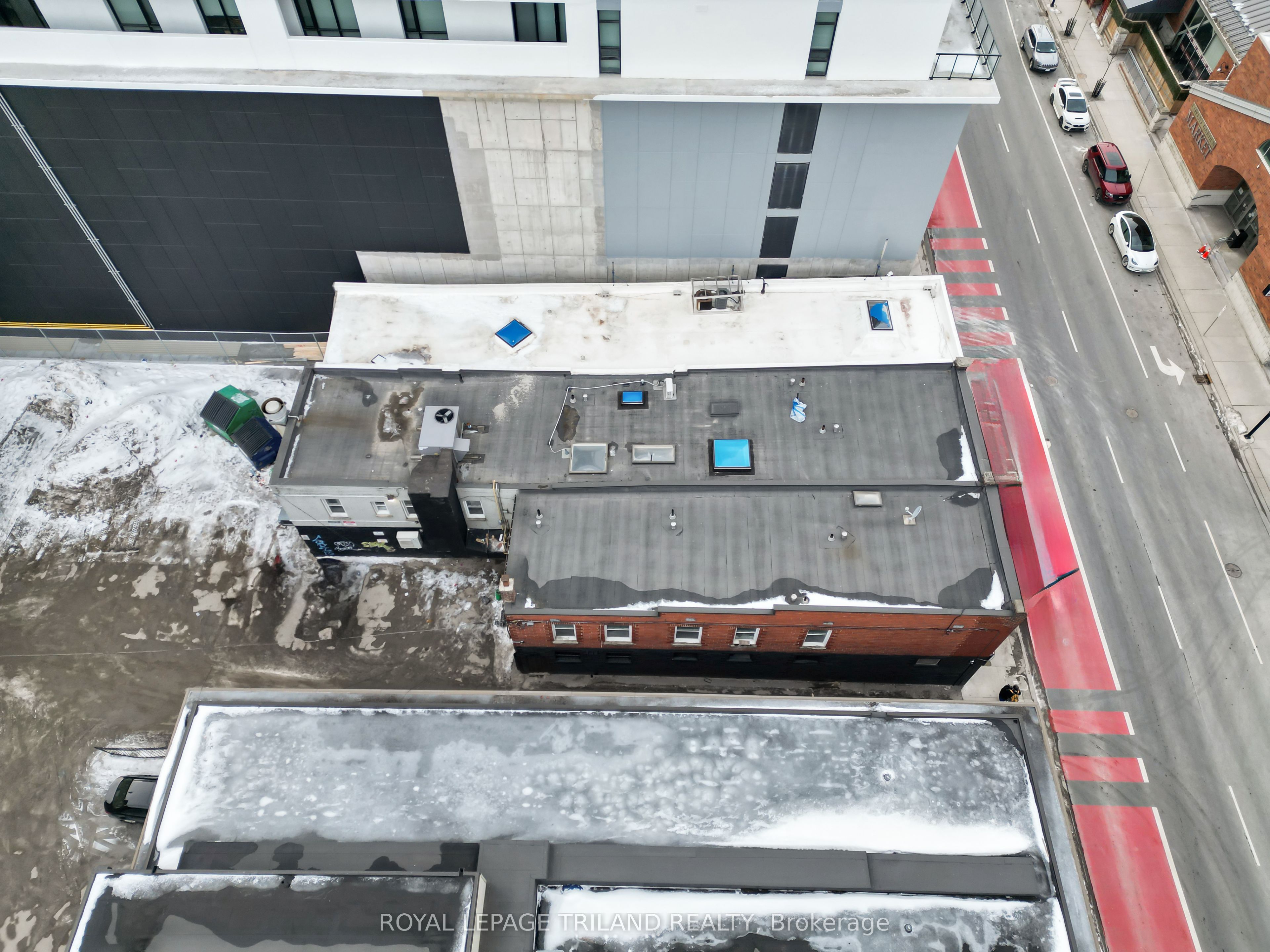 145 King Street Property Photo 3