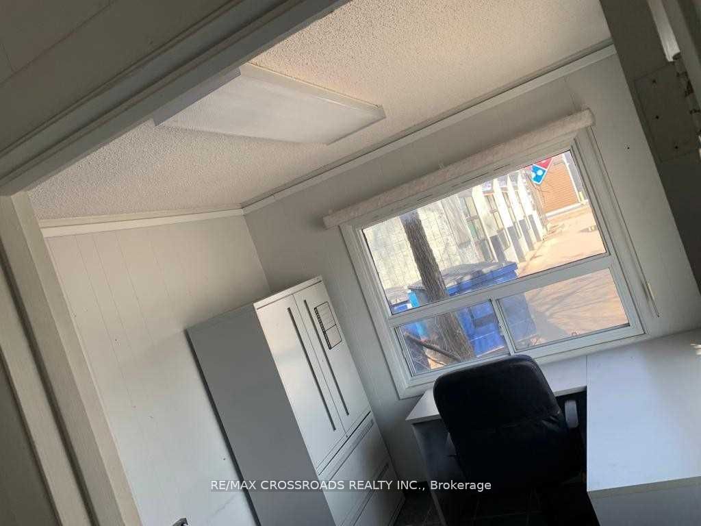 252 North Front Street Property Photo 2