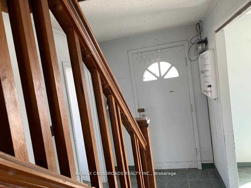 252 North Front Street Property Photo 5