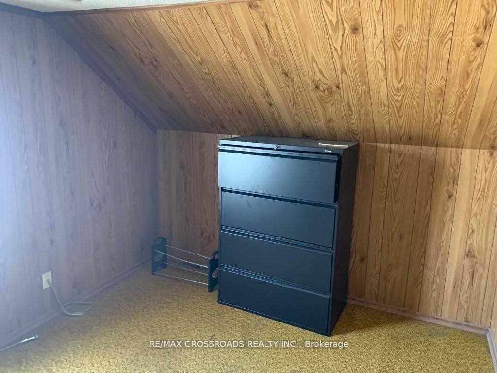 252 North Front Street Property Photo 14