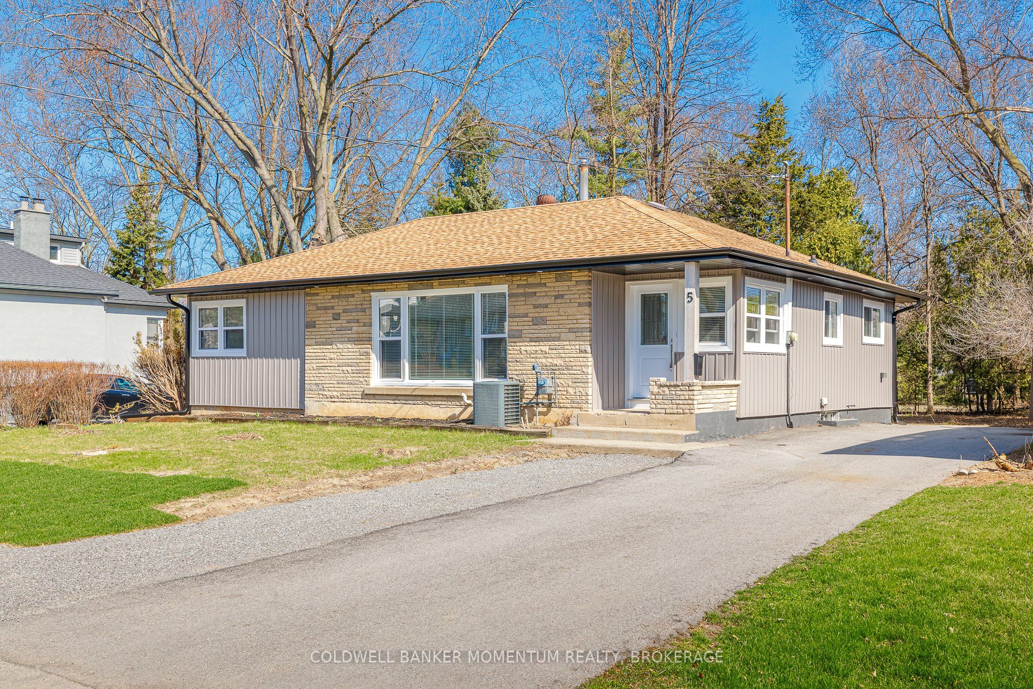 5 Chorley Avenue Property Photo 1