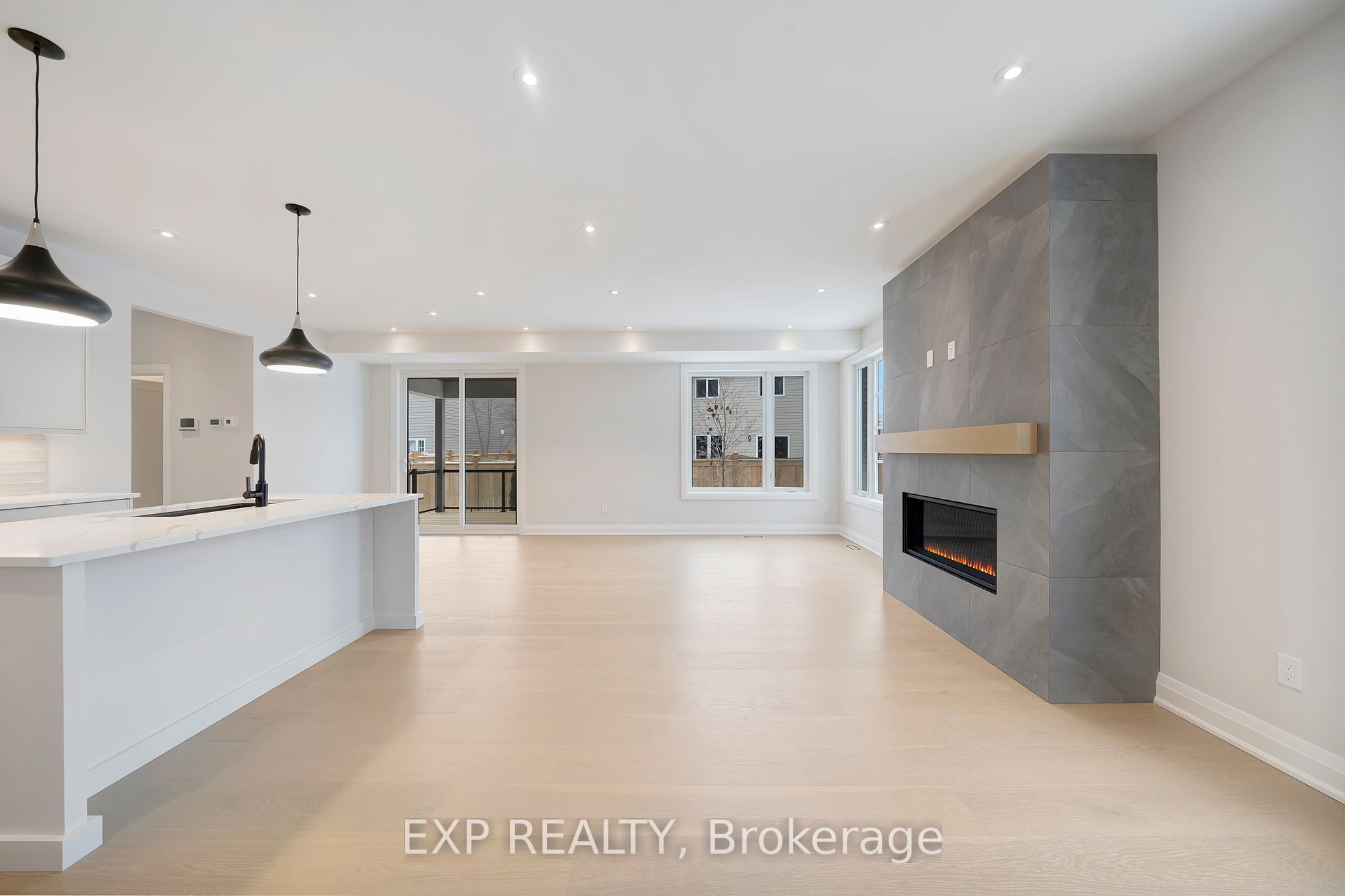 #4 - 24 Grapeview Drive Property Photo 12