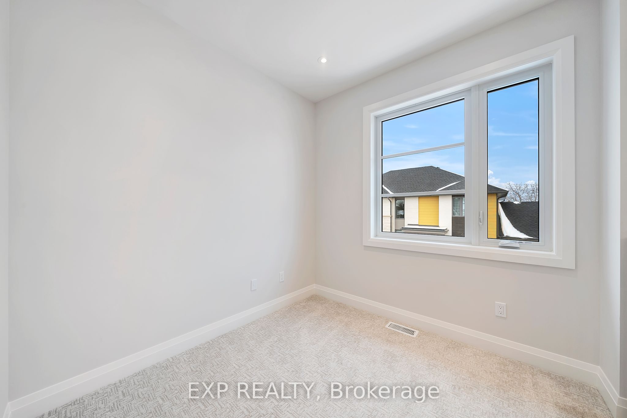 #4 - 24 Grapeview Drive Property Photo 22