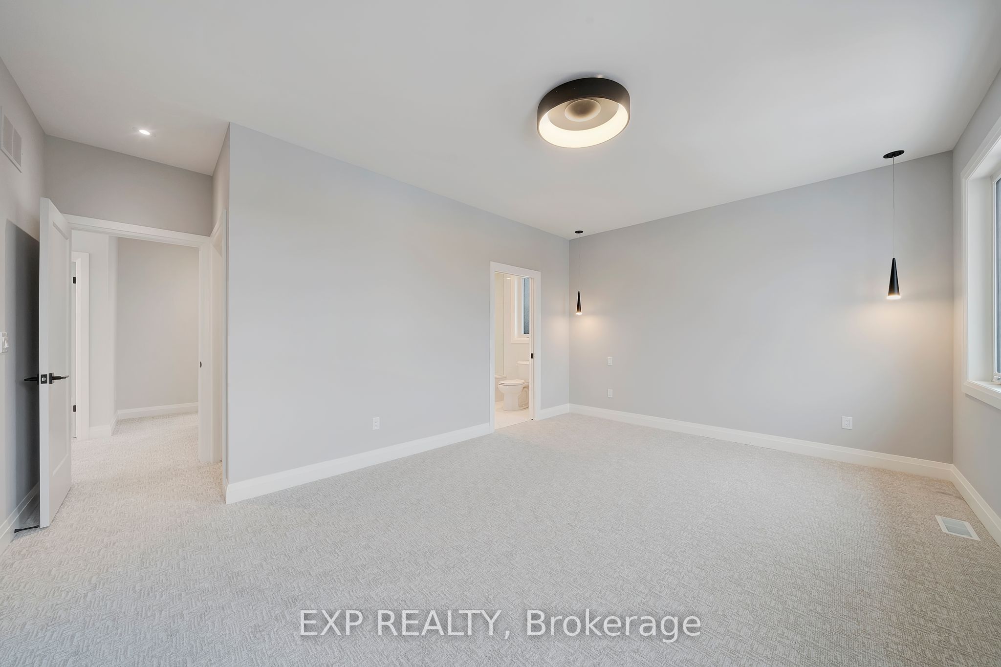#4 - 24 Grapeview Drive Property Photo 27