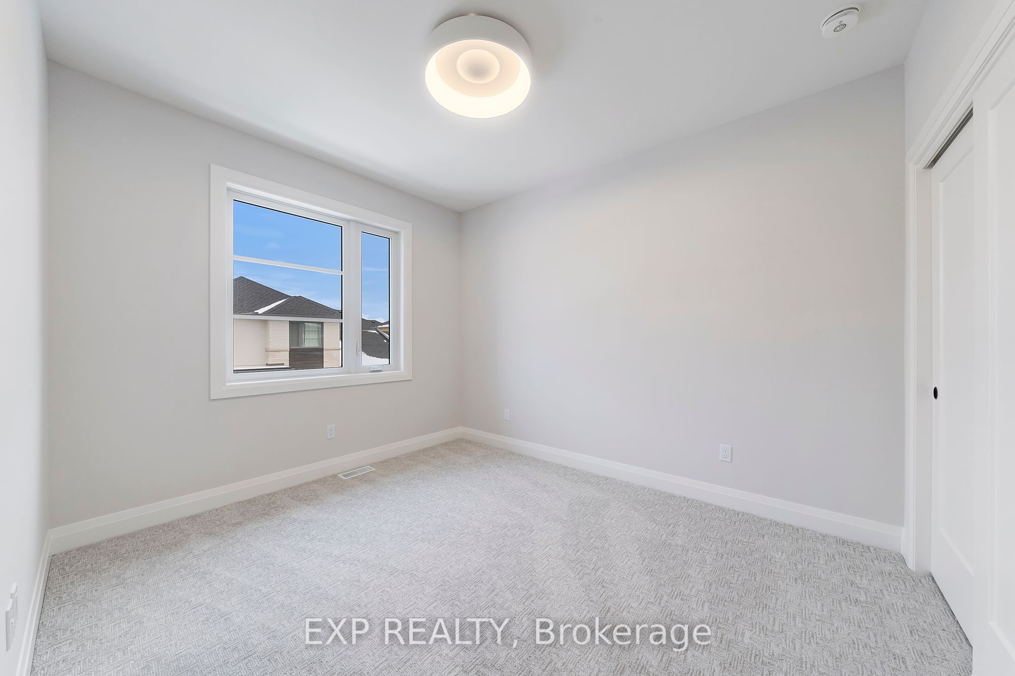 #4 - 24 Grapeview Drive Property Photo 35