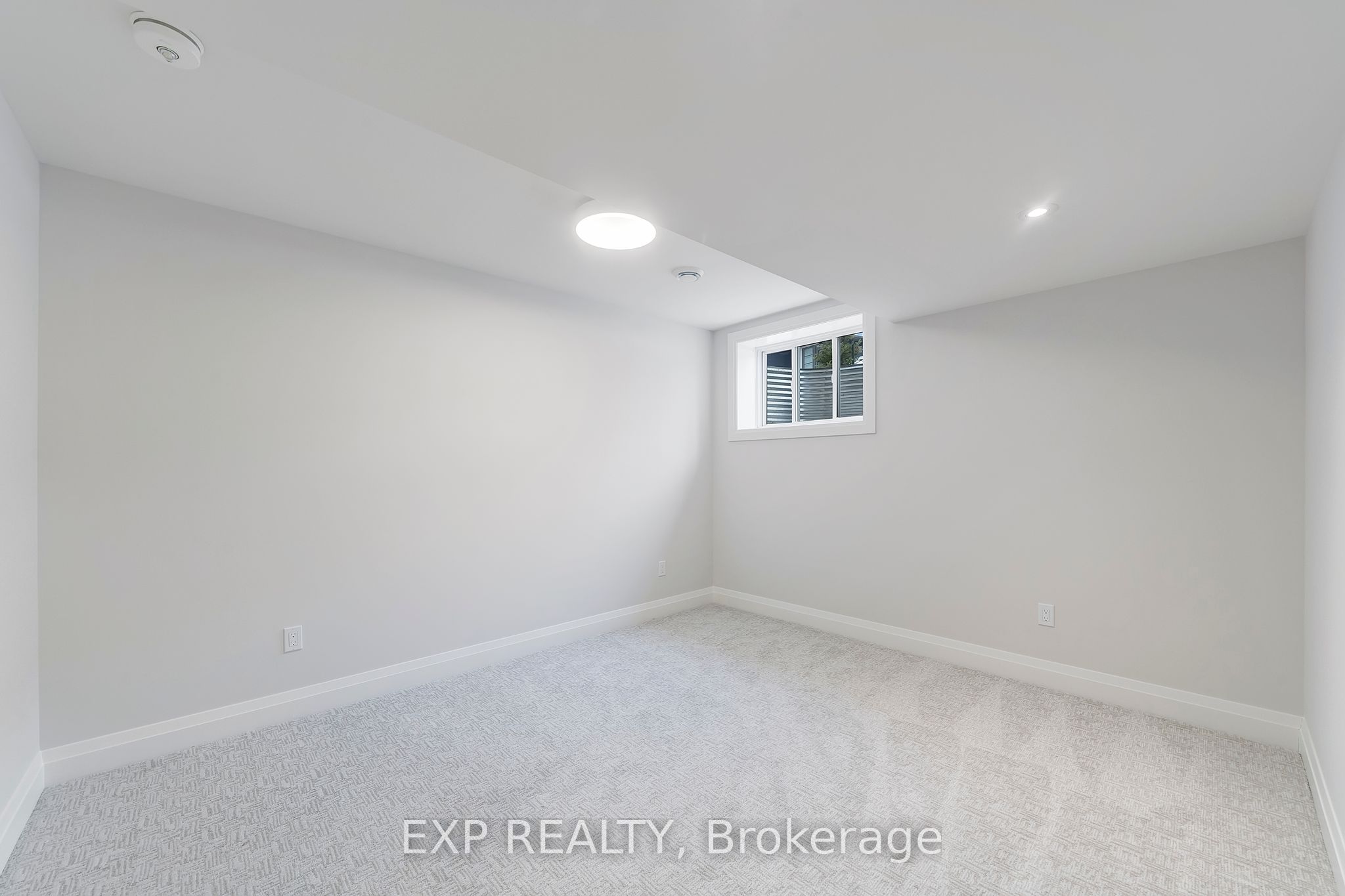 #4 - 24 Grapeview Drive Property Photo 39