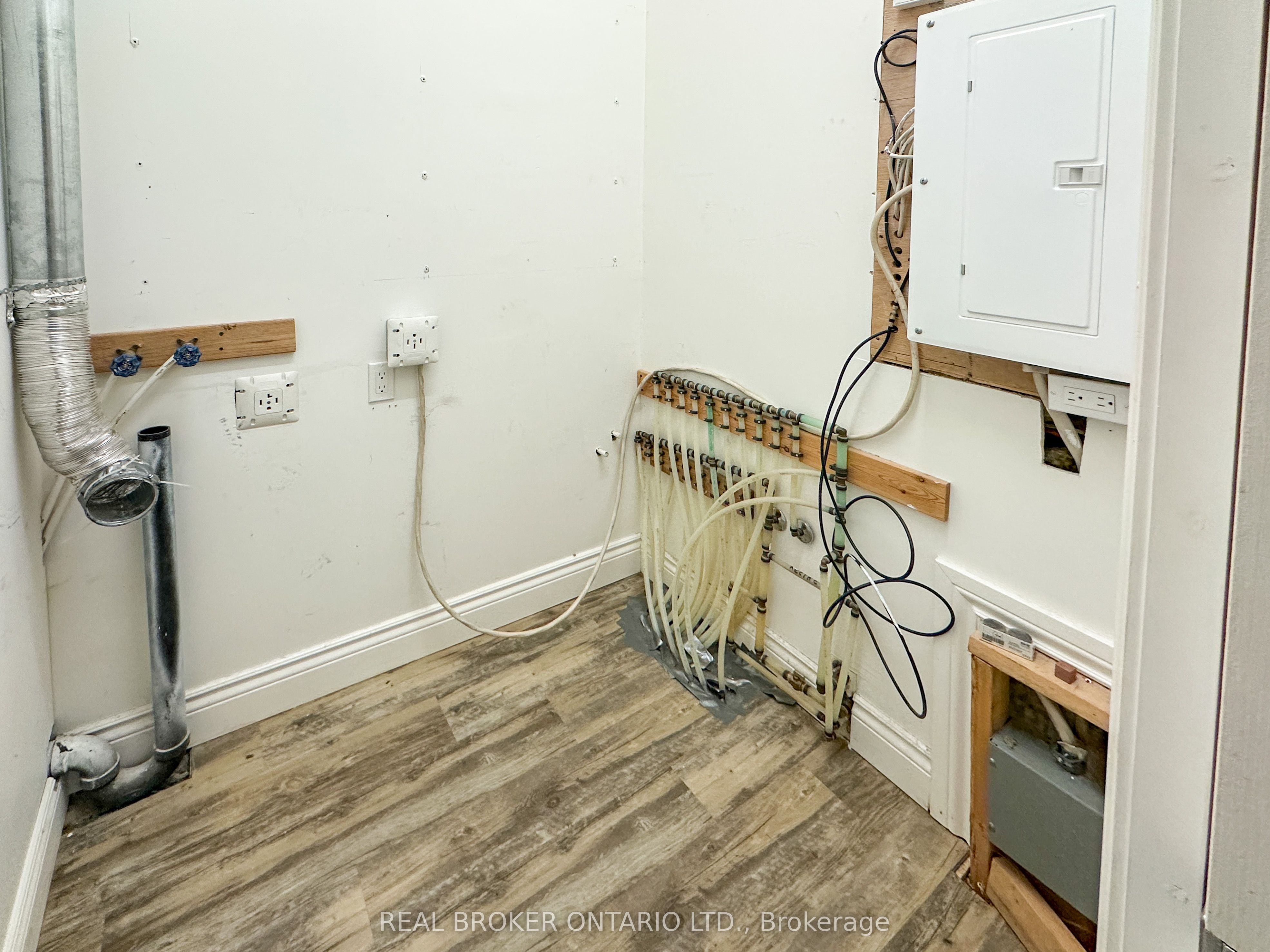 13 Clothier Street Property Photo 19