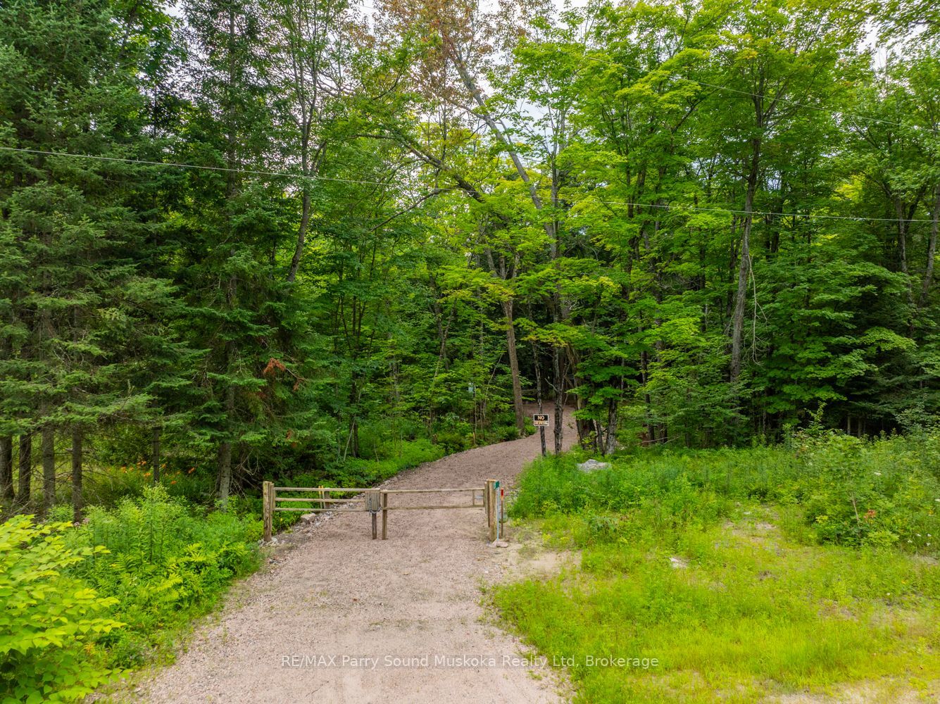 131 Moonwing Road Property Photo 24