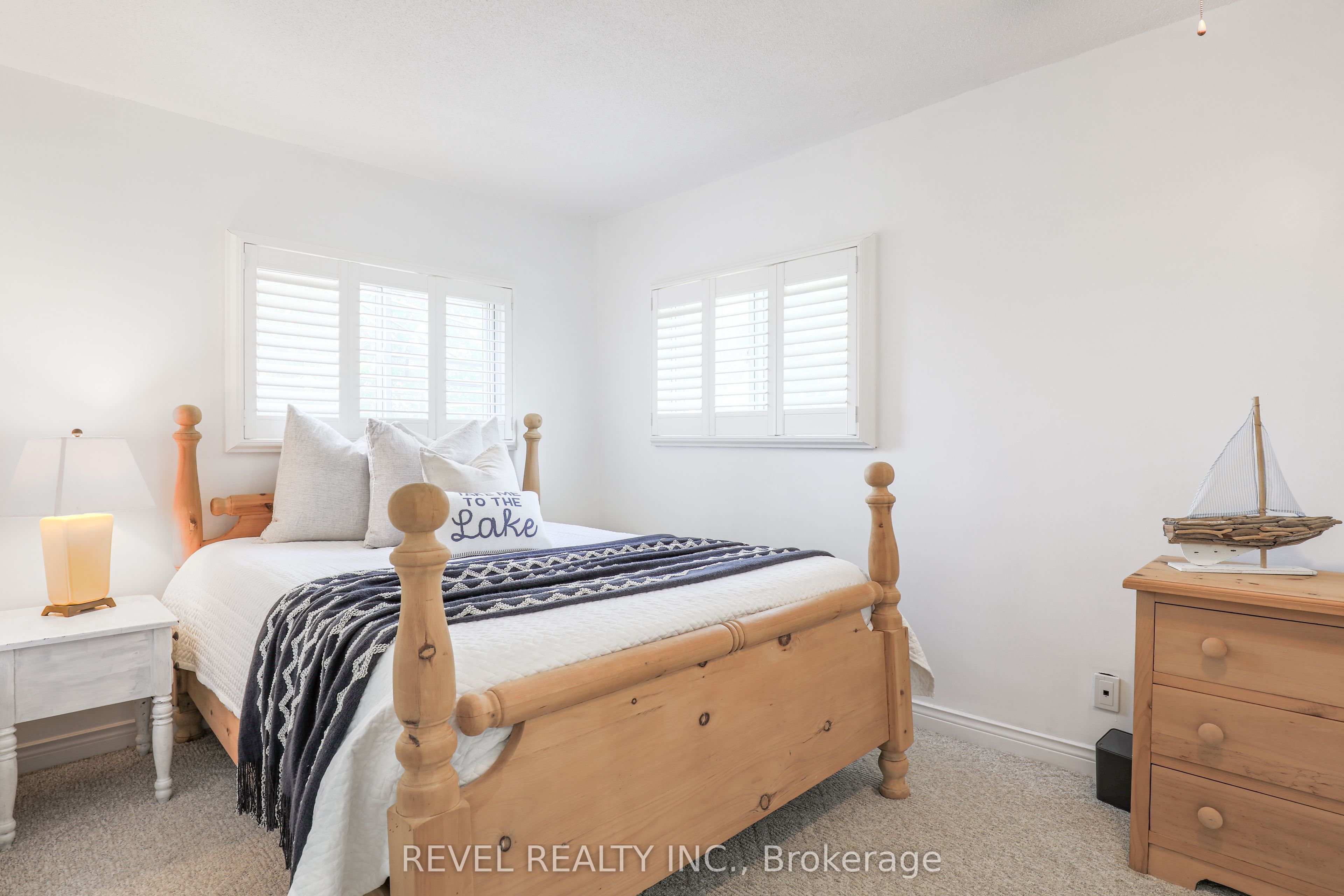 27 Island View Road Property Photo 19