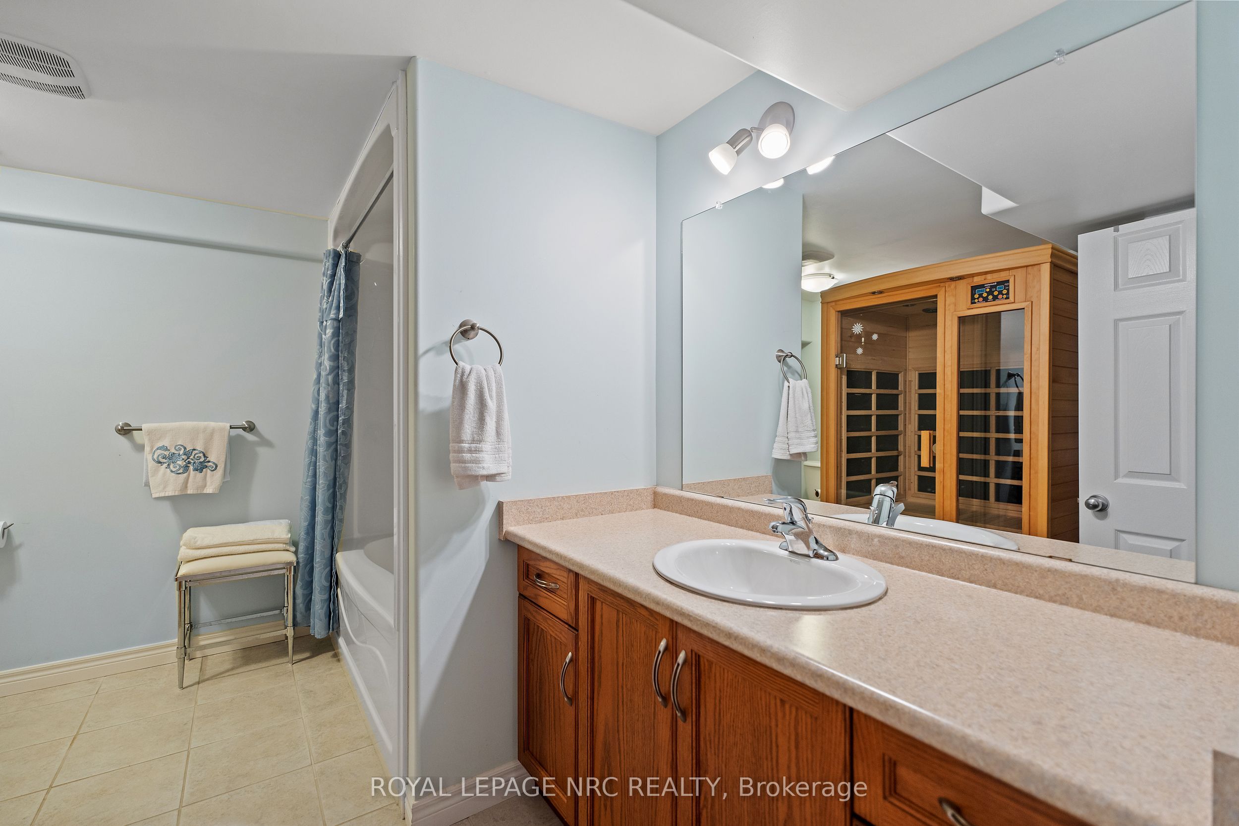 8350 Young Street Property Photo 16