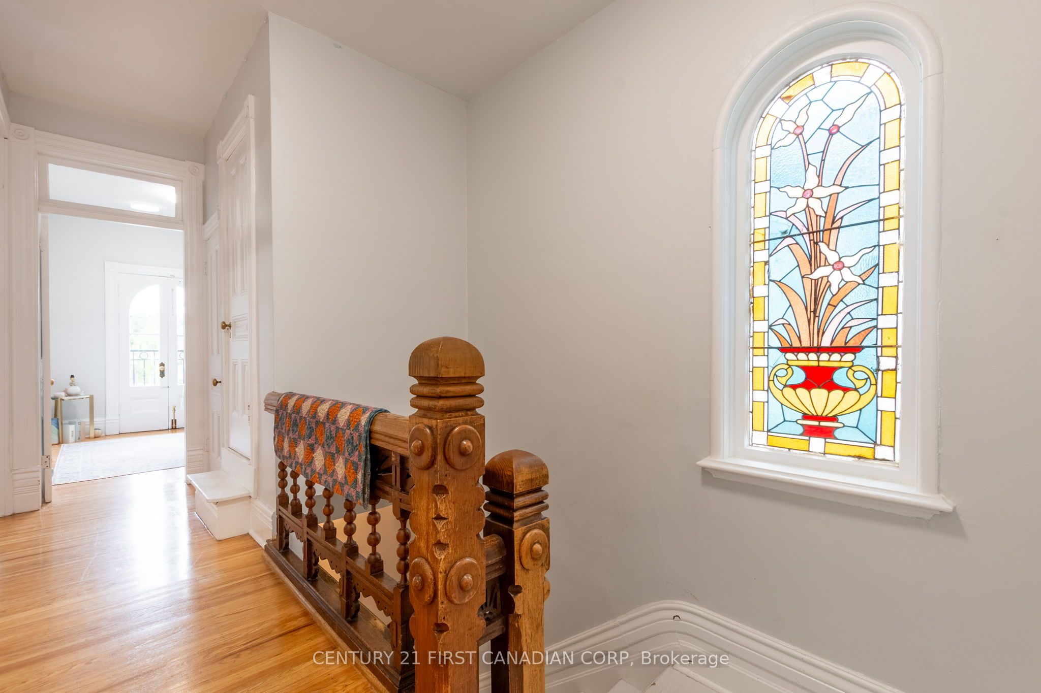 578 Waterloo Street Property Photo 21