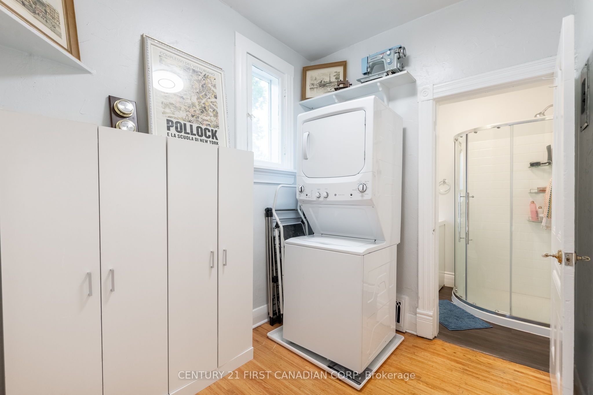 578 Waterloo Street Property Photo 22