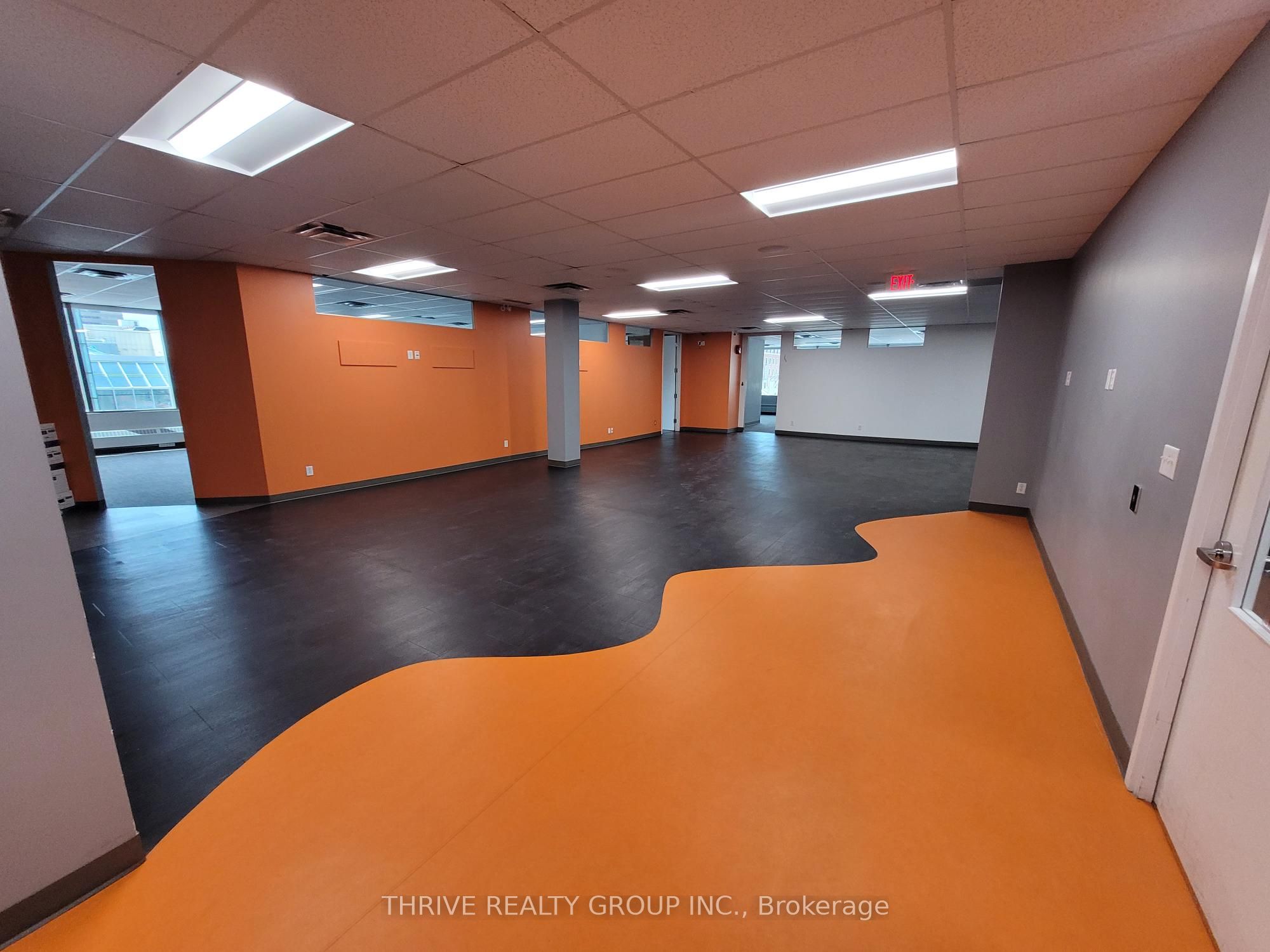 #300 - 285 King Street Property Photo 5