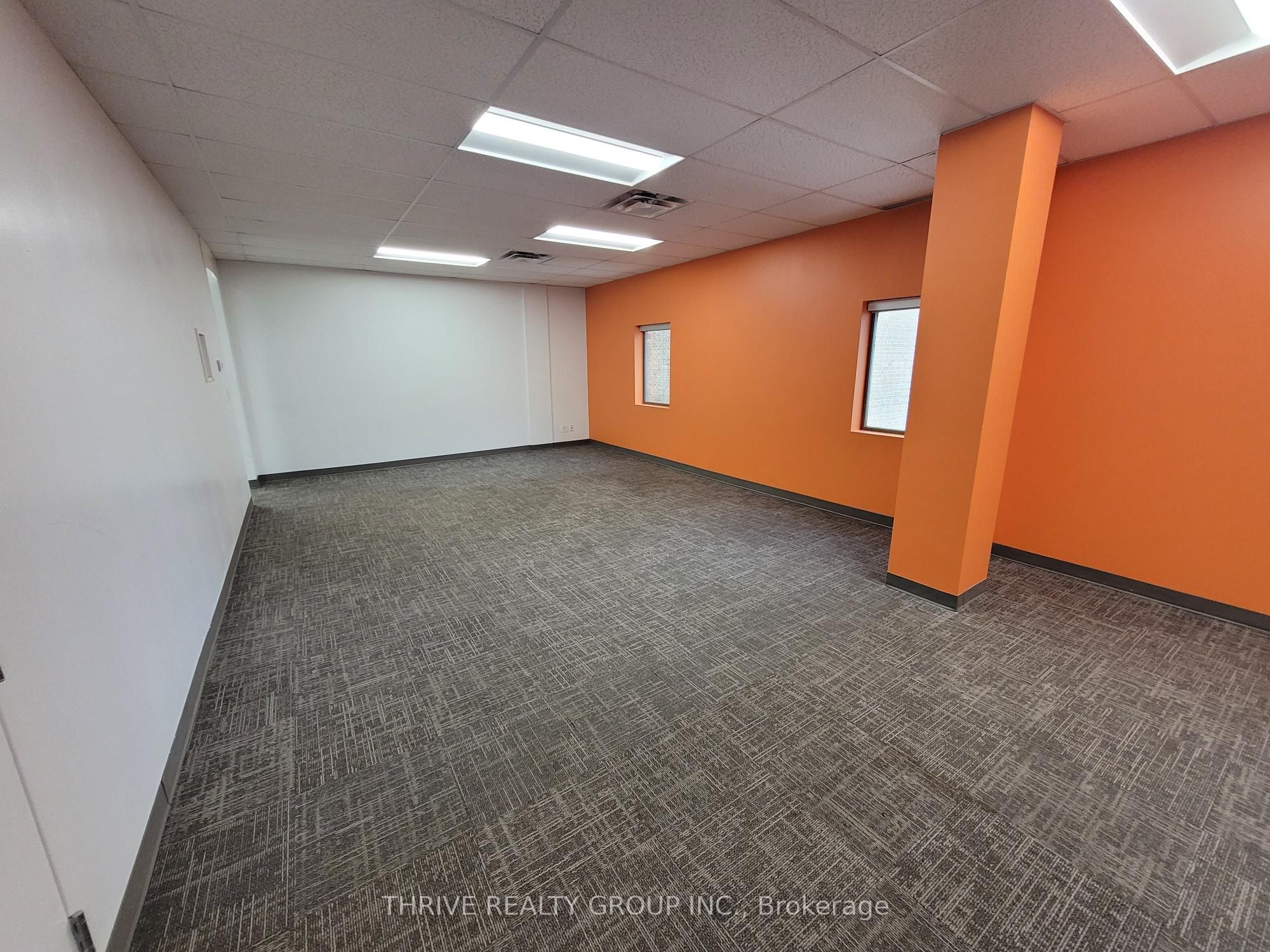 #300 - 285 King Street Property Photo 8