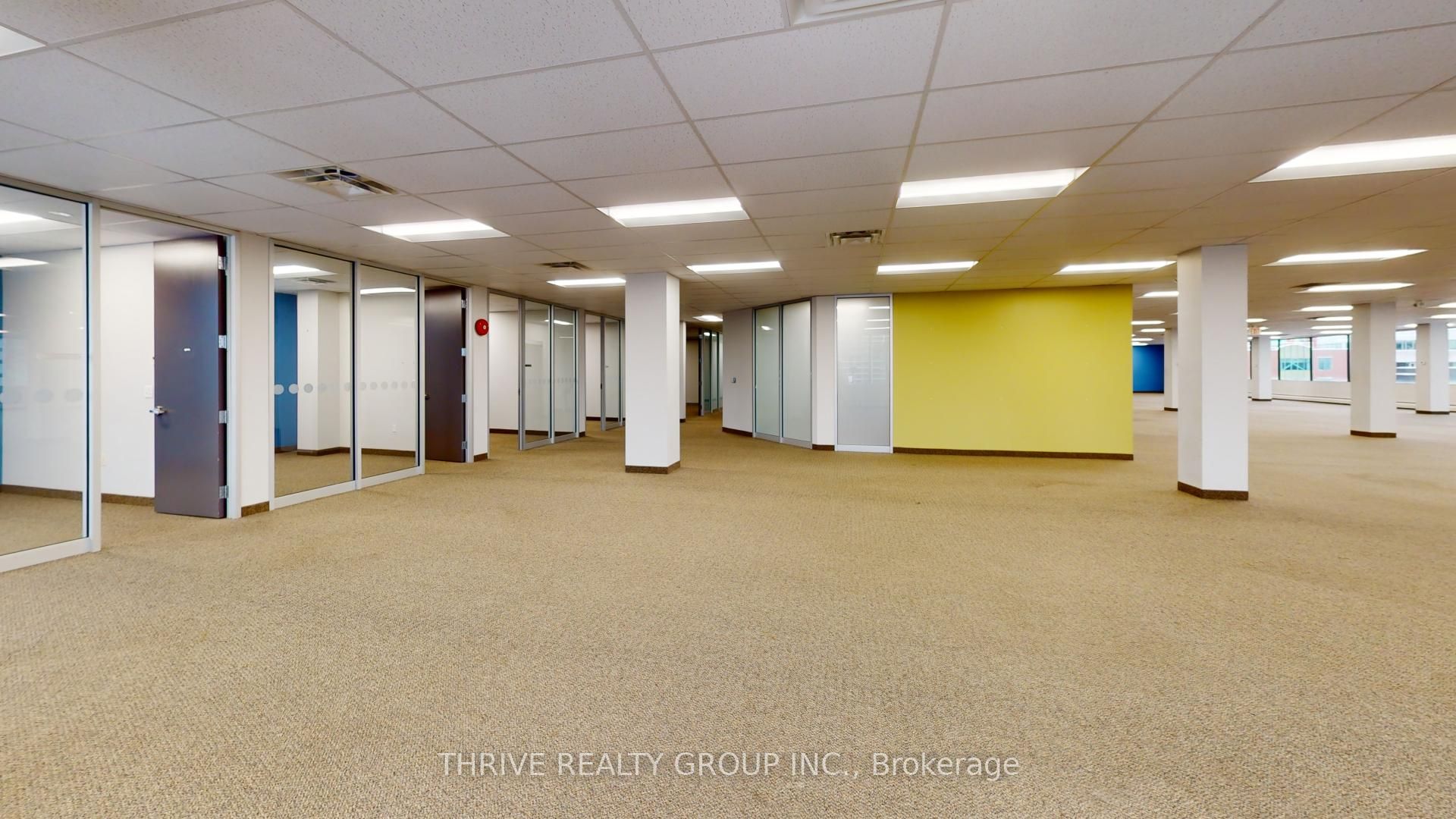 #600 - 171 Queens Avenue Property Photo 3