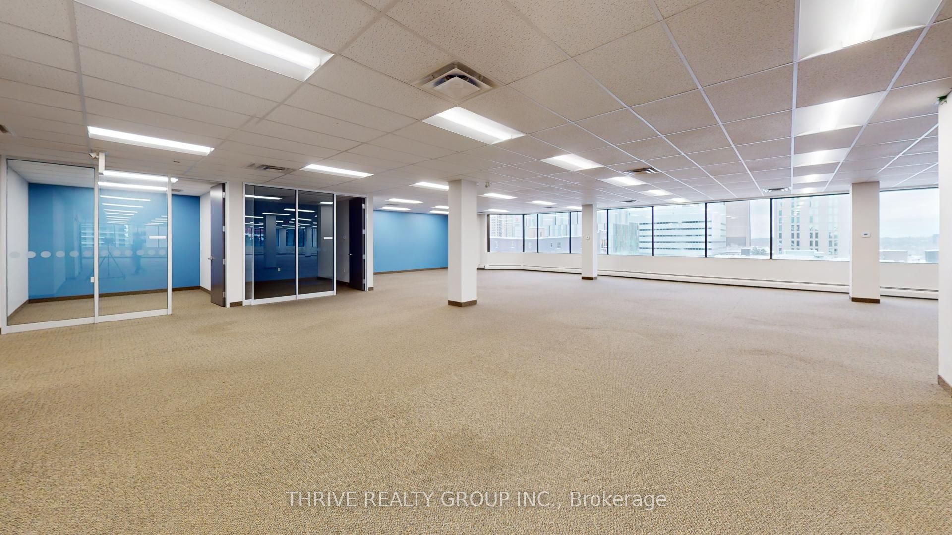 #600 - 171 Queens Avenue Property Photo 5