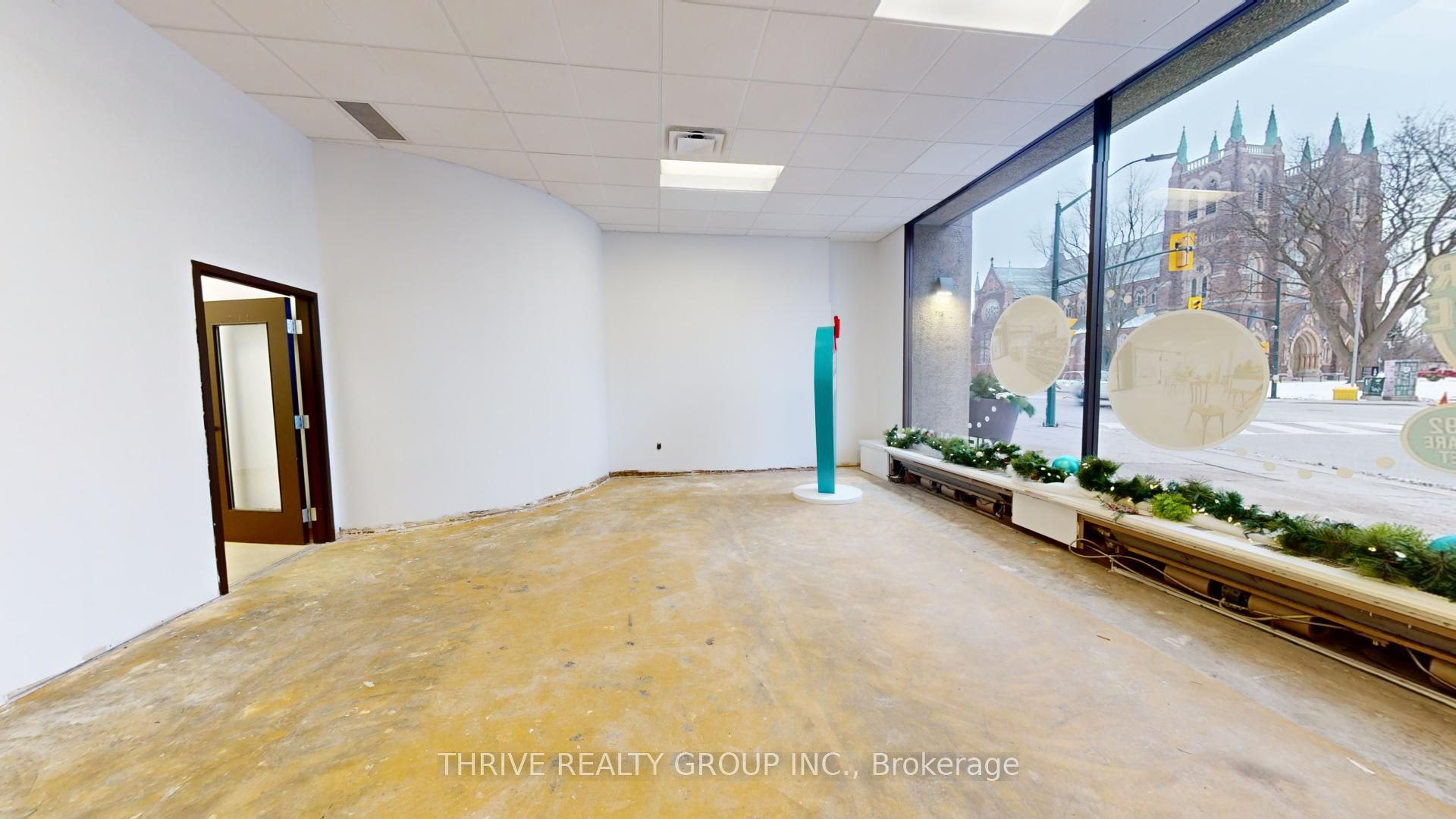 #102 - 495 Richmond Street Property Photo 11