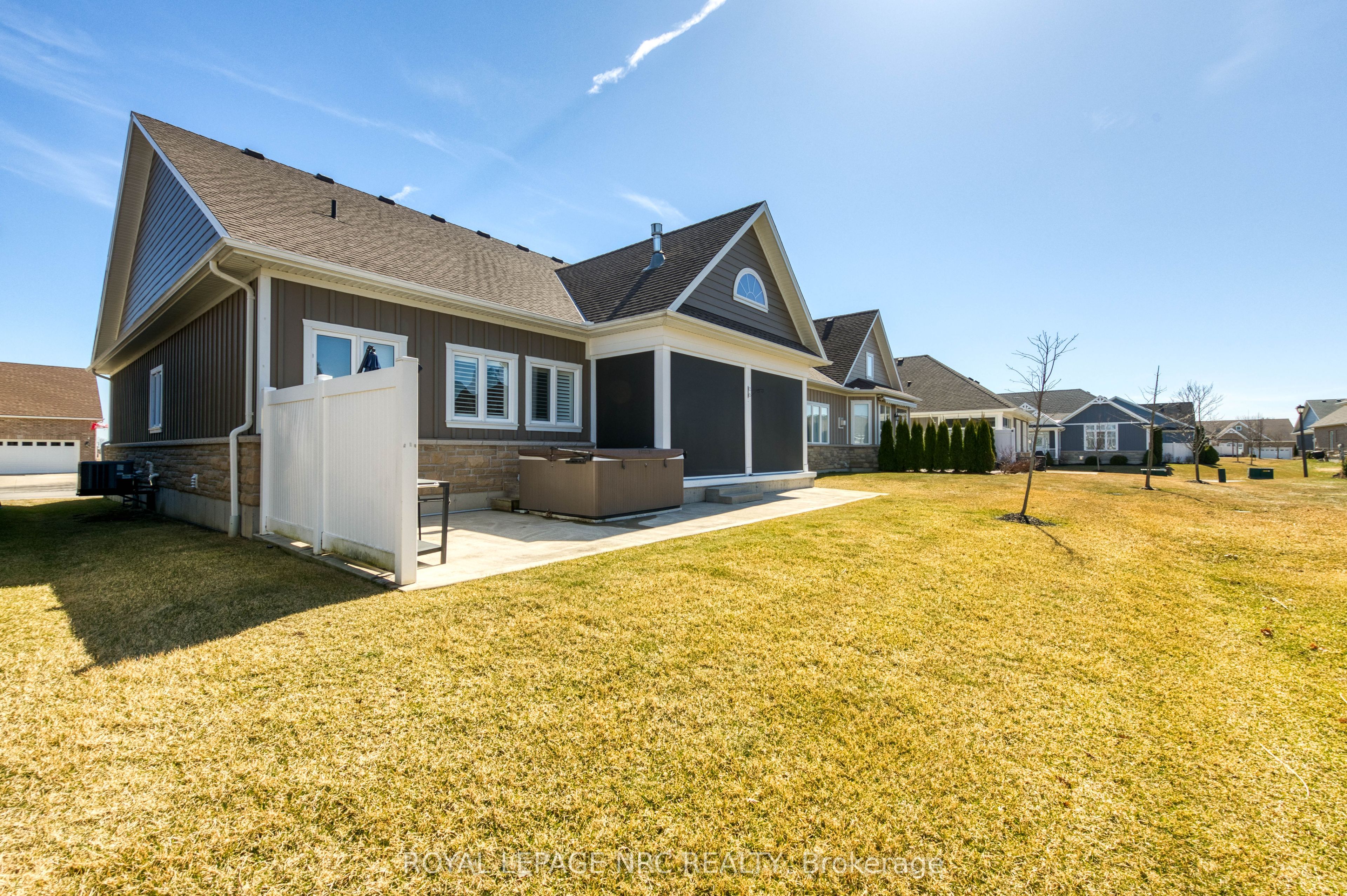 #59 - 47 Regatta Drive Property Photo 6