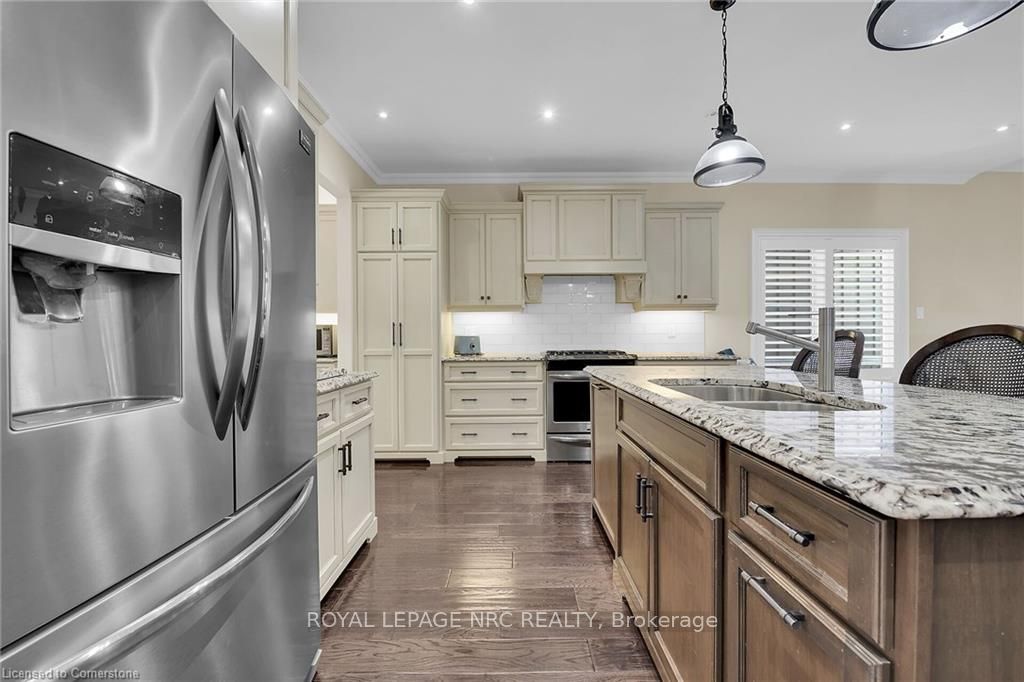 #59 - 47 Regatta Drive Property Photo 18