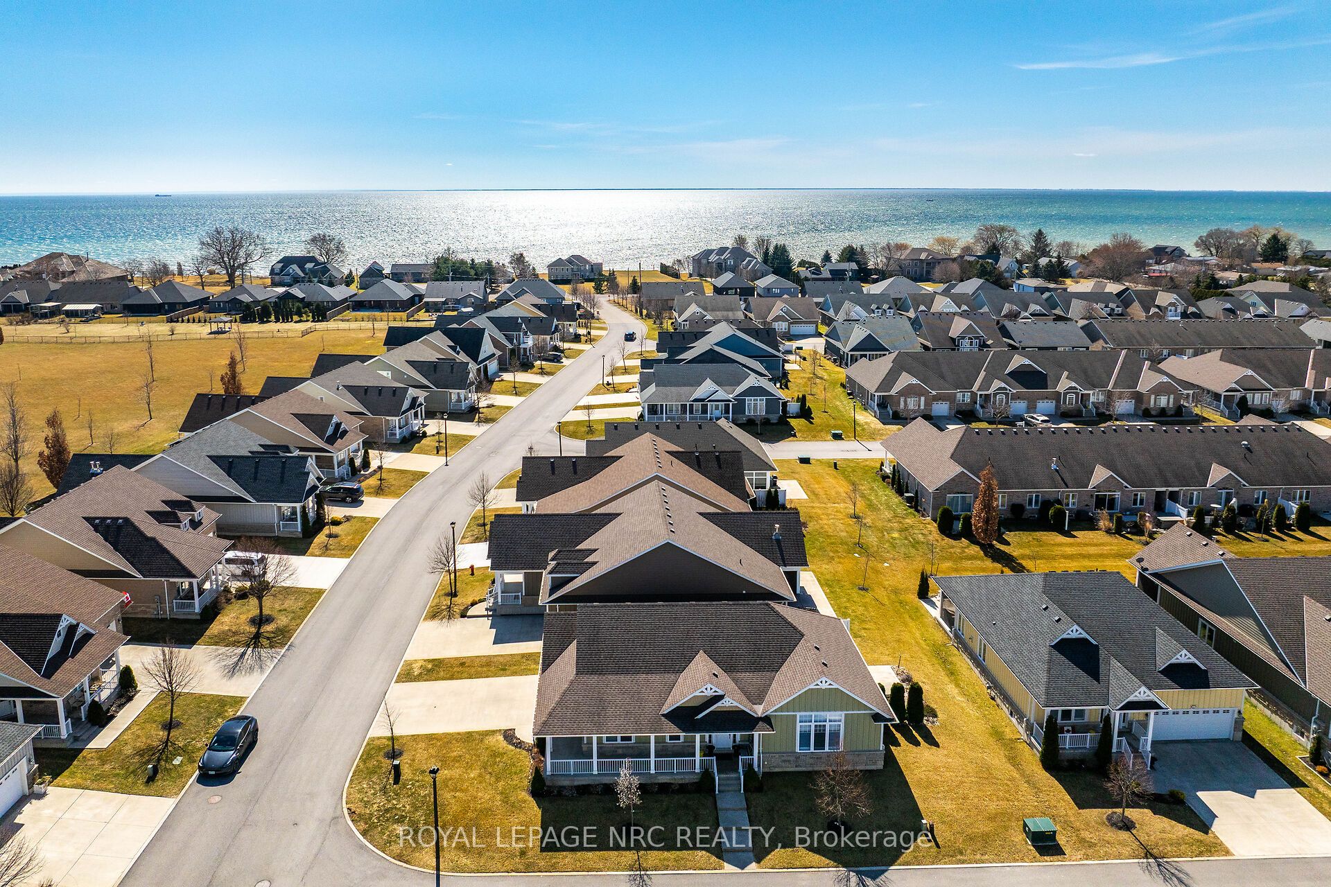 #59 - 47 Regatta Drive Property Photo 44