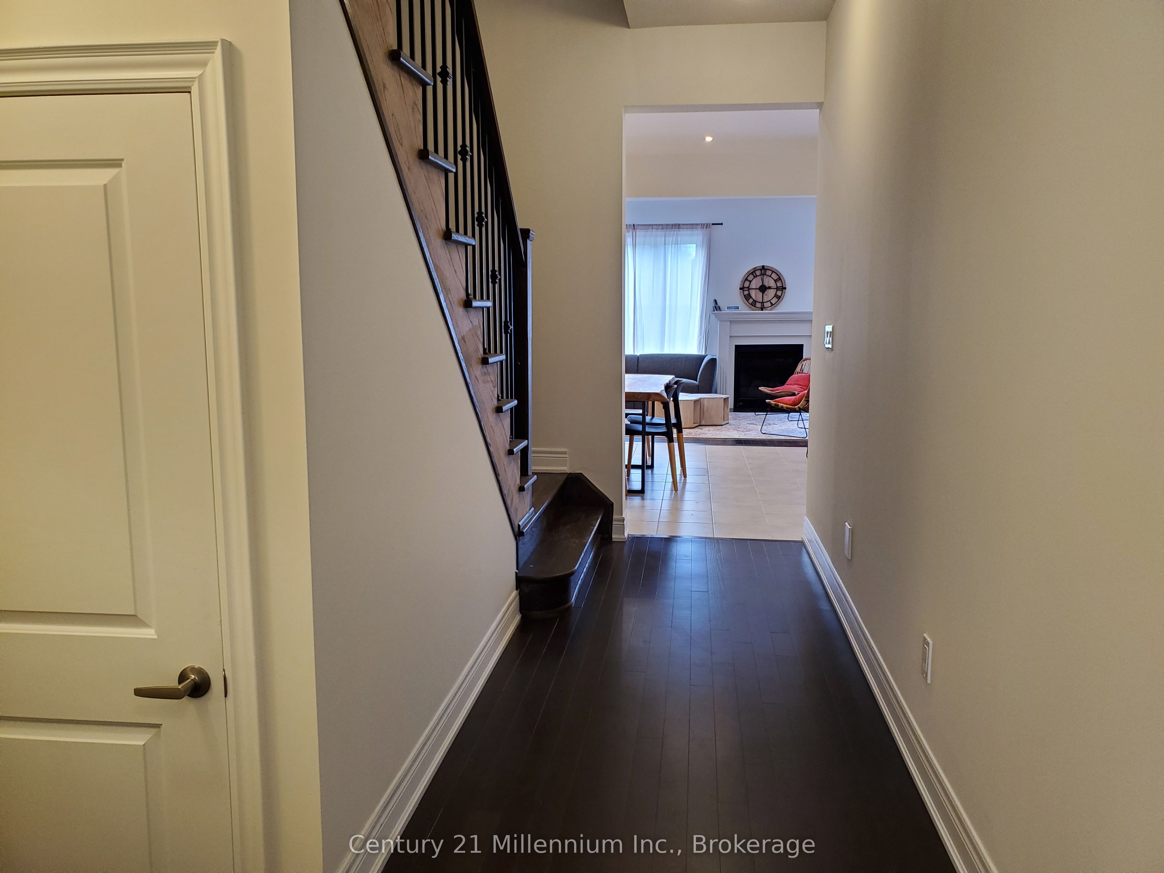 #31 - 171 Snowbridge Way Property Photo 4