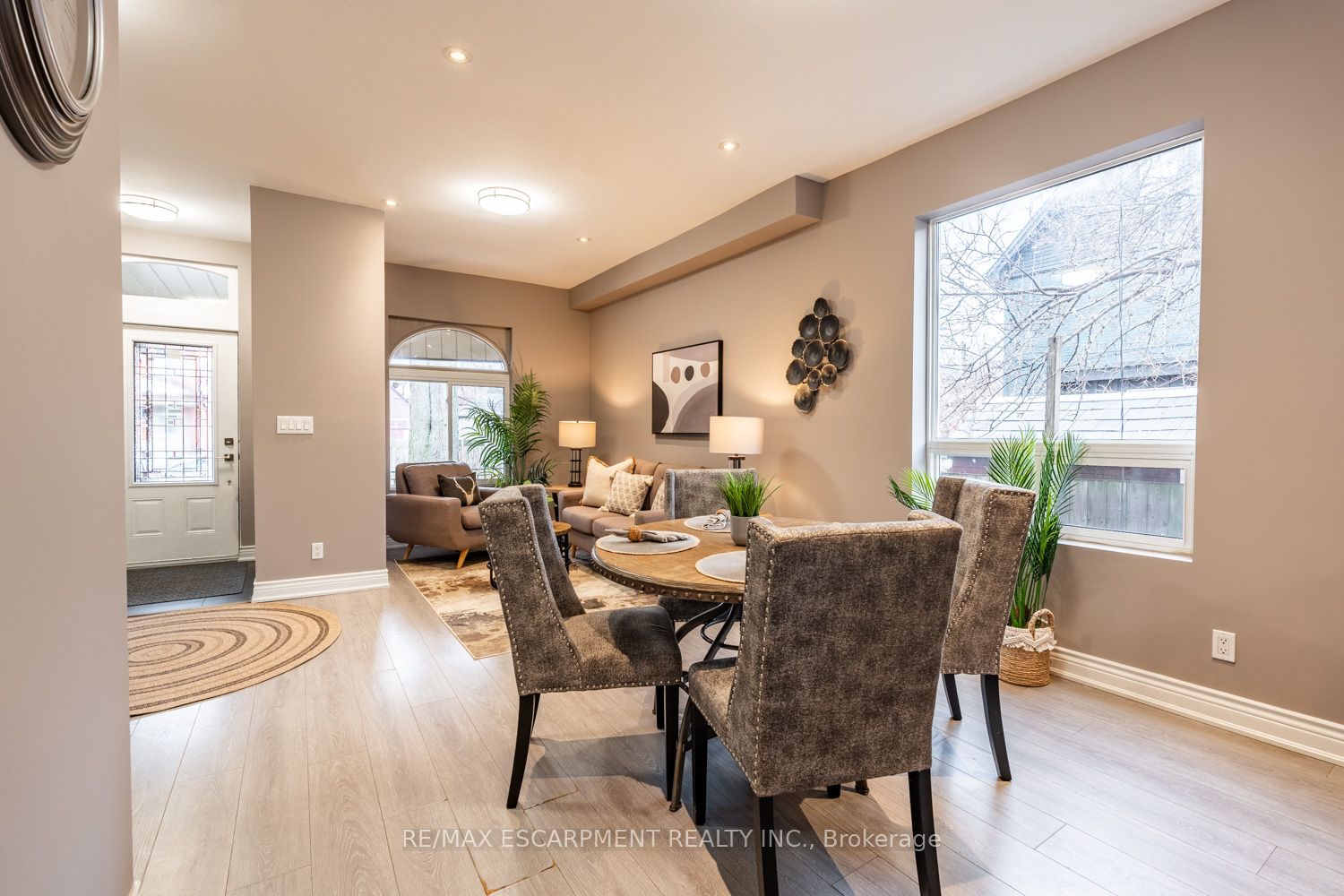 57 Century Street Property Photo 8