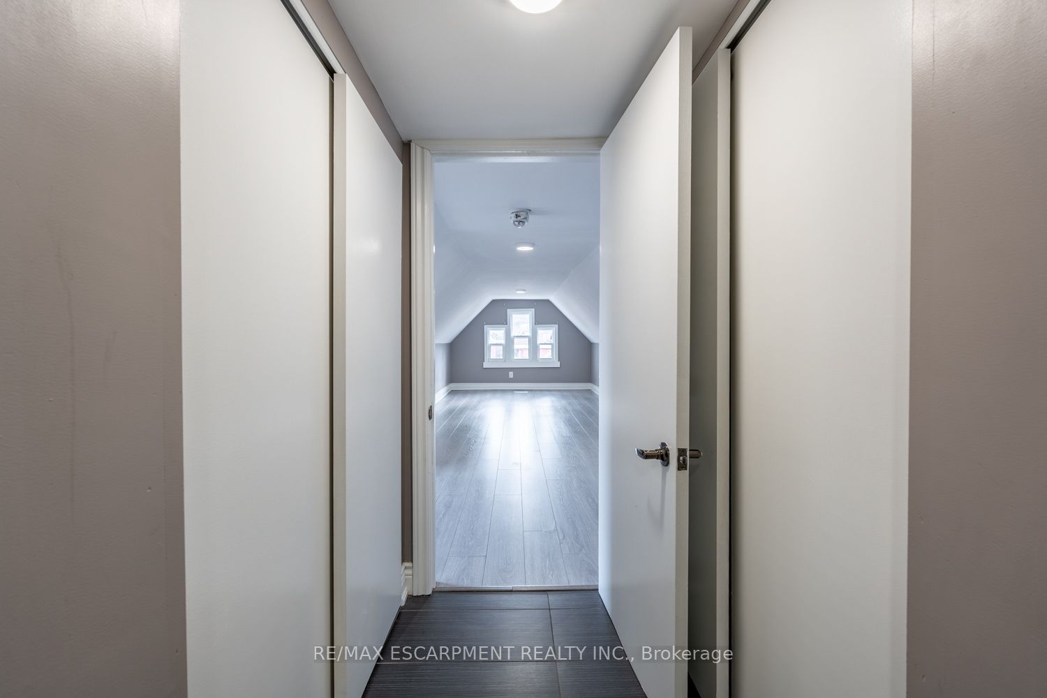 57 Century Street Property Photo 27
