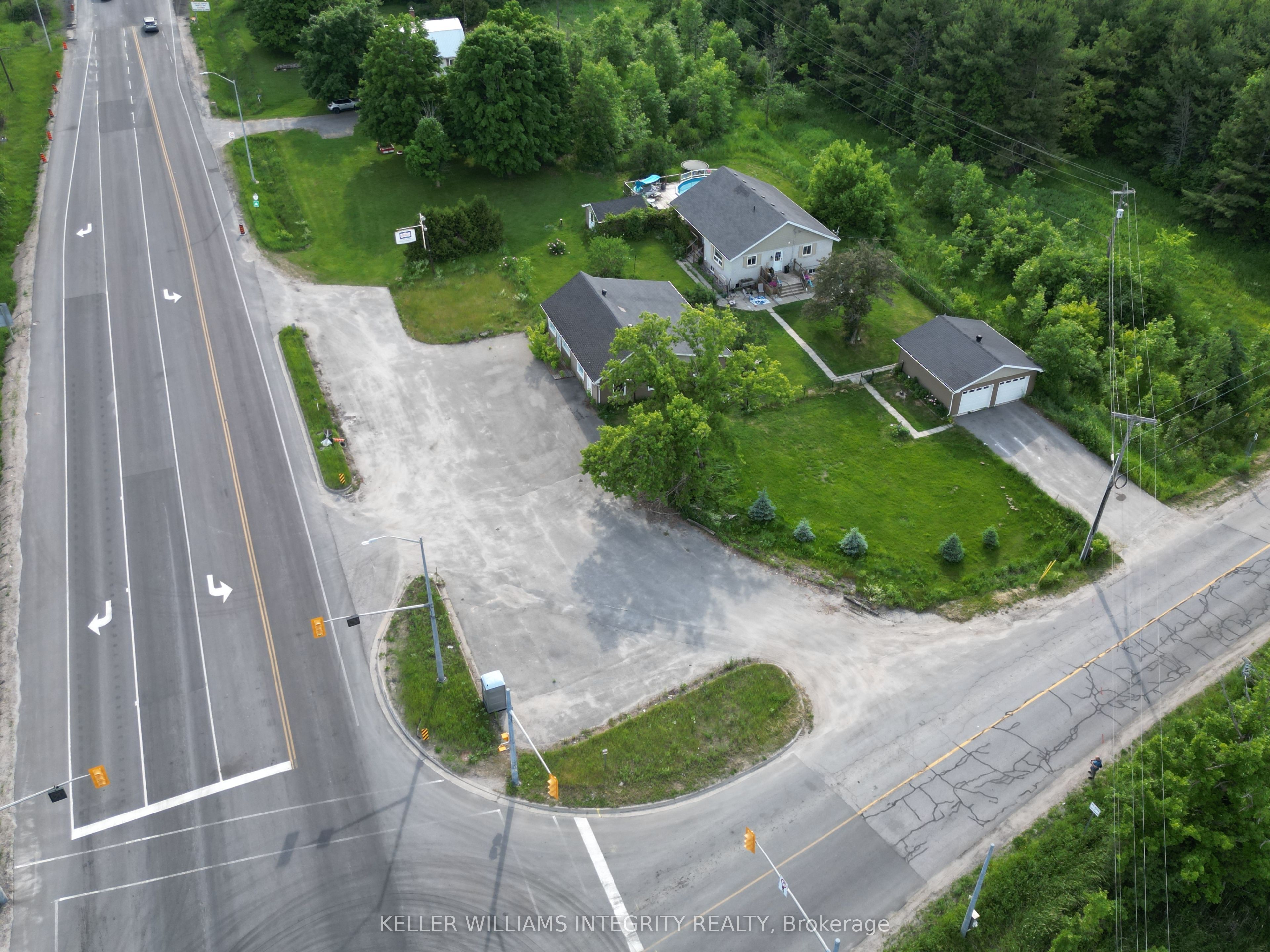 18318 Highway 7 Highway Property Photo 8
