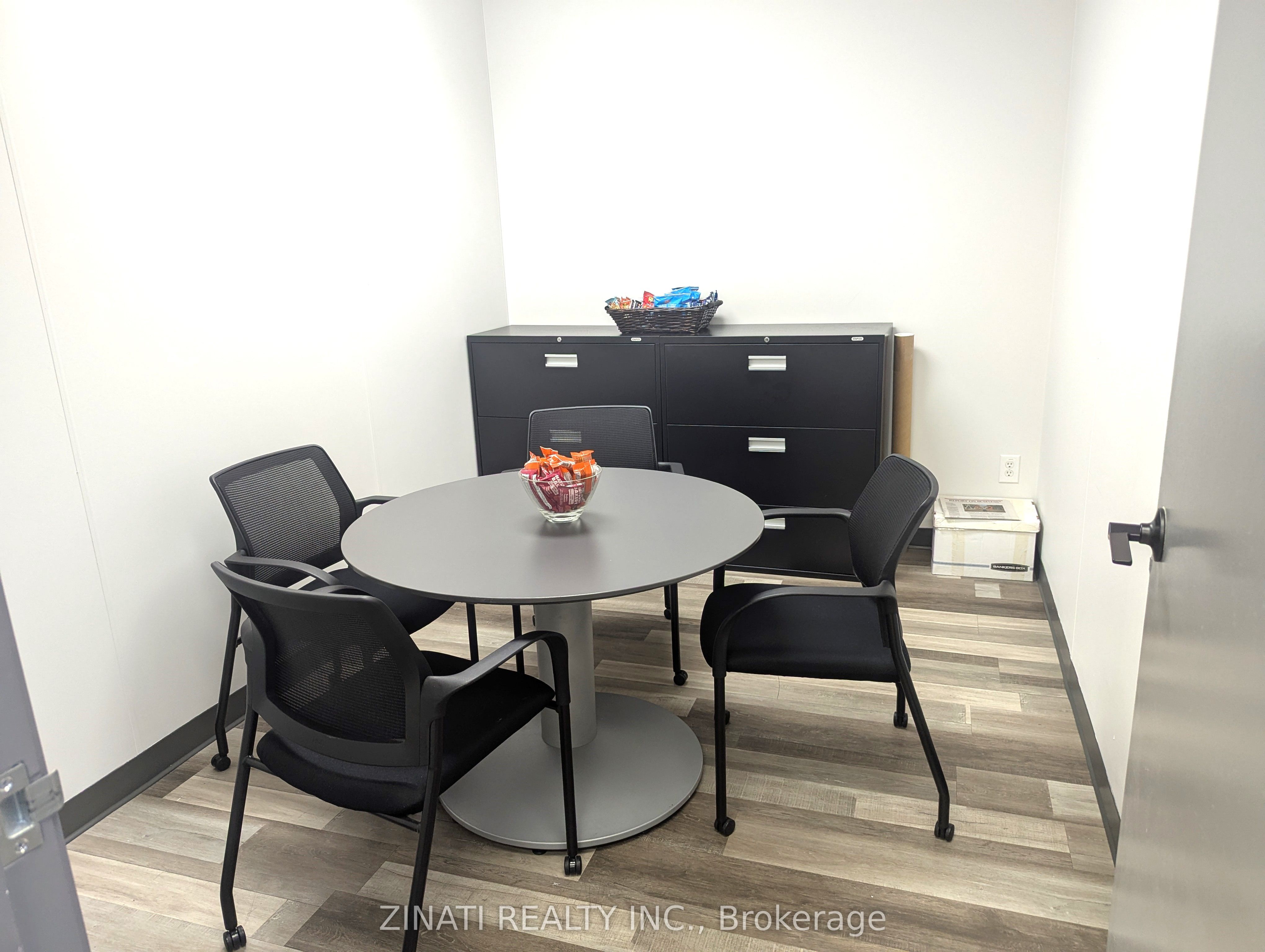 #218 - 1900 Merivale Road Property Photo 3