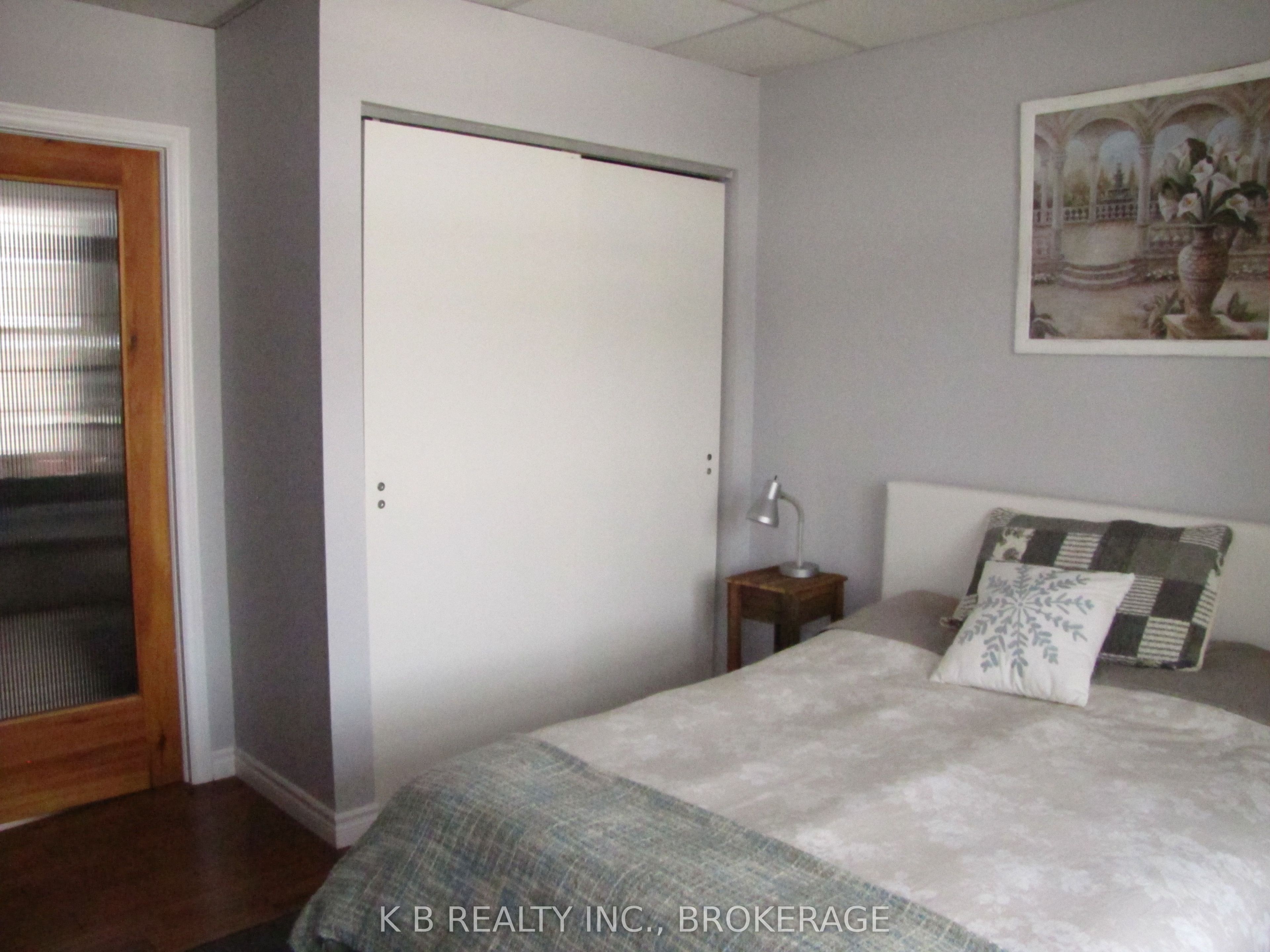 166 Queen Street Property Photo 13