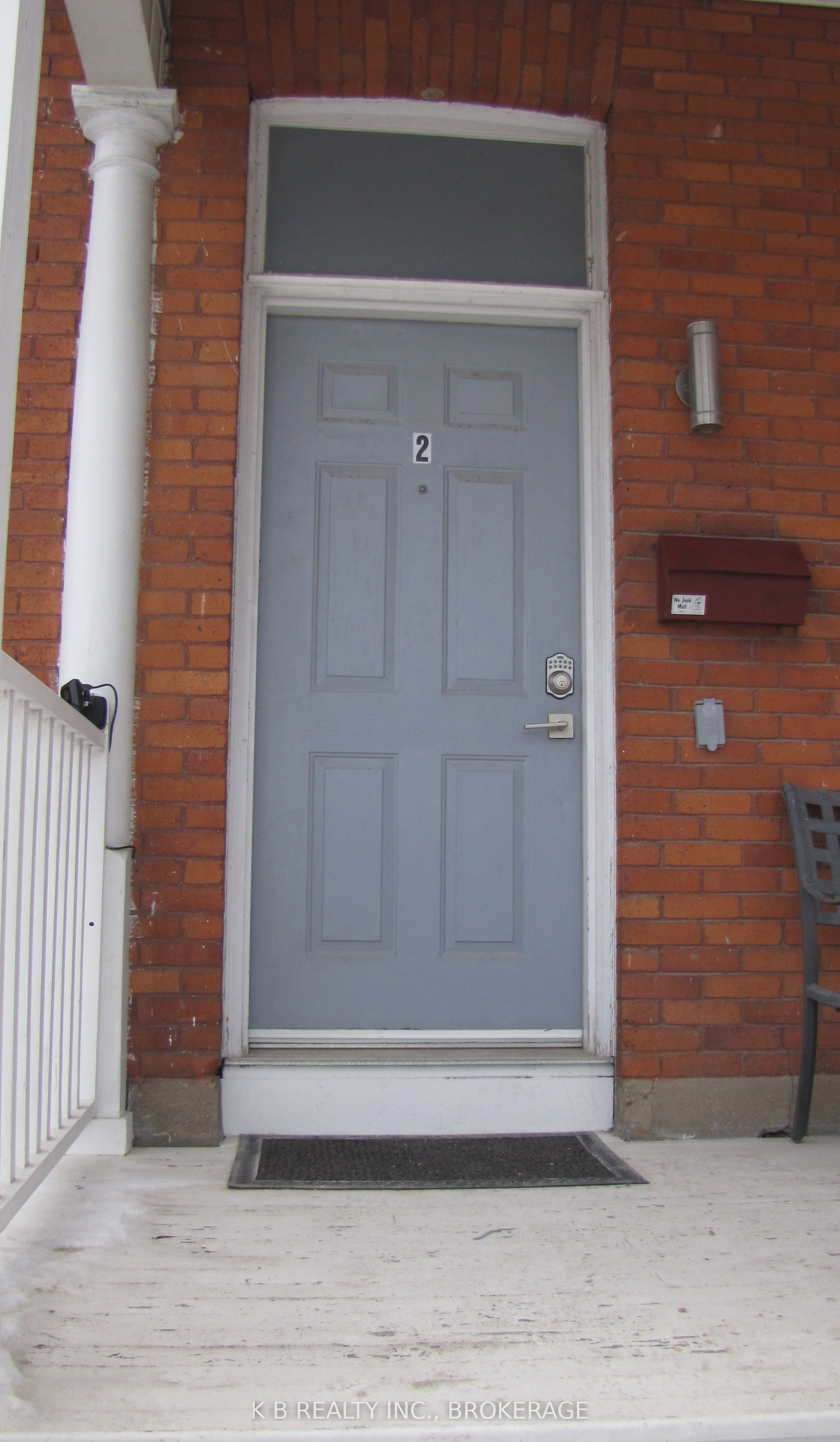 166 Queen Street Property Photo 14