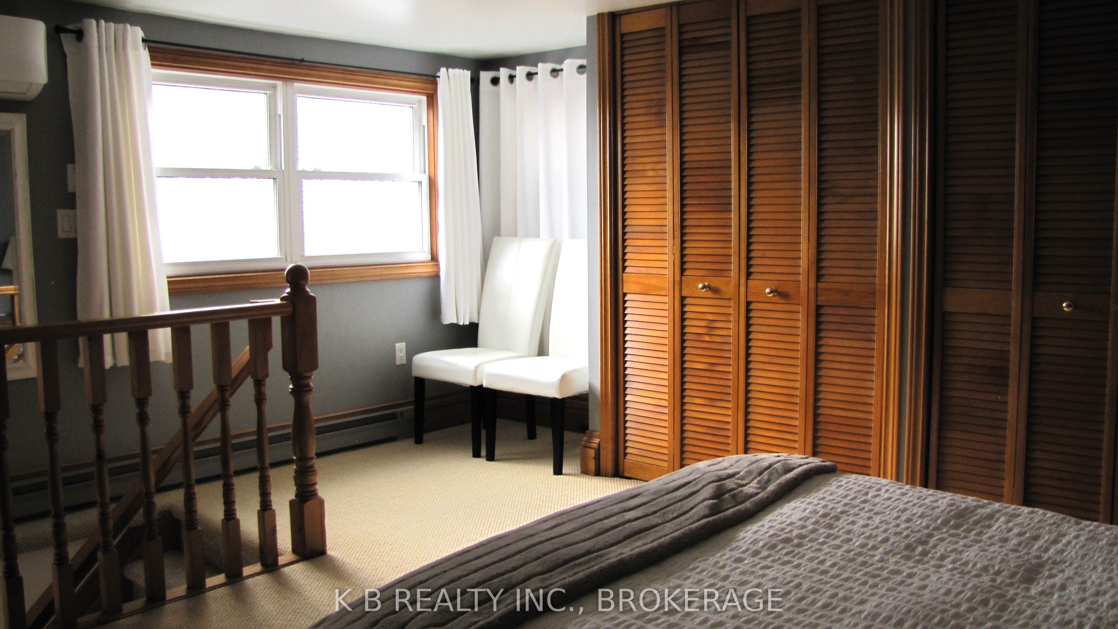 166 Queen Street Property Photo 28