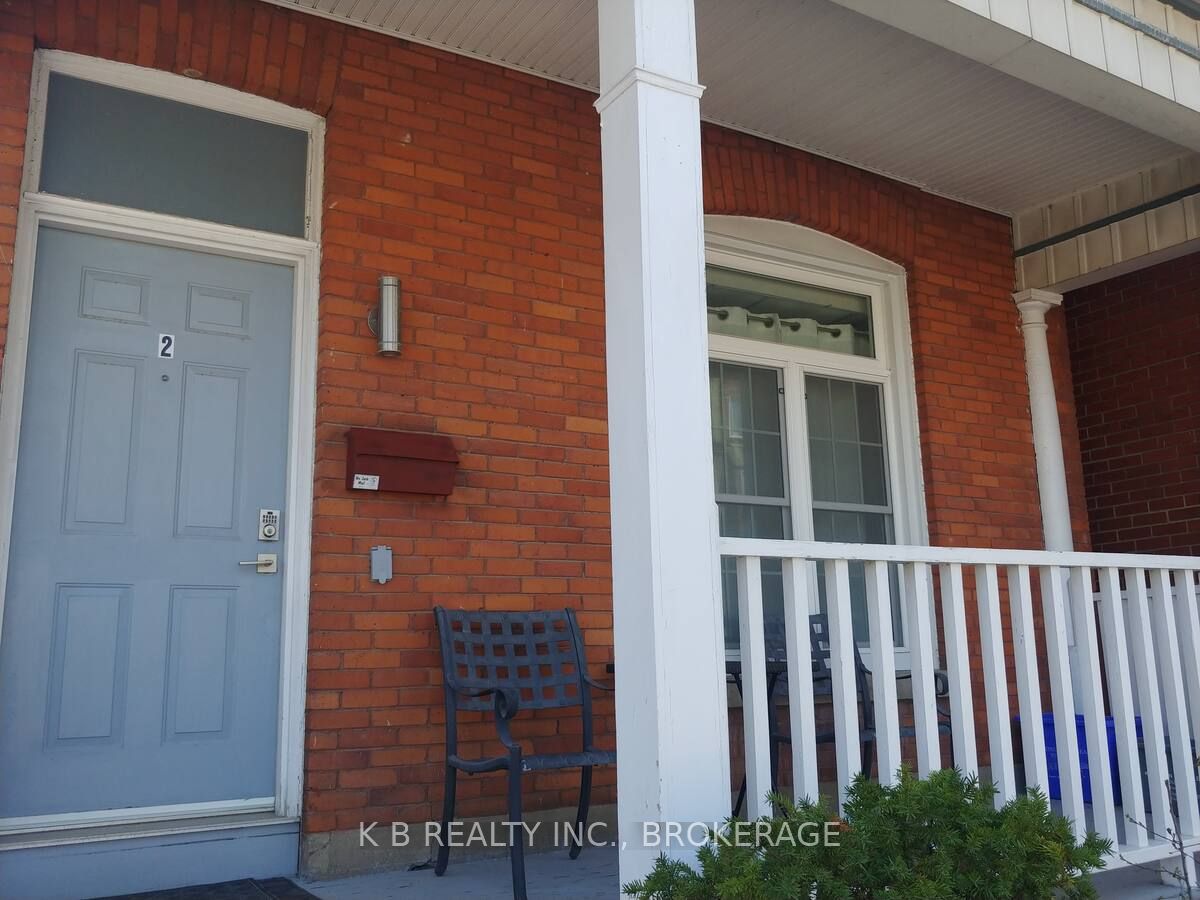 166 Queen Street Property Photo 35